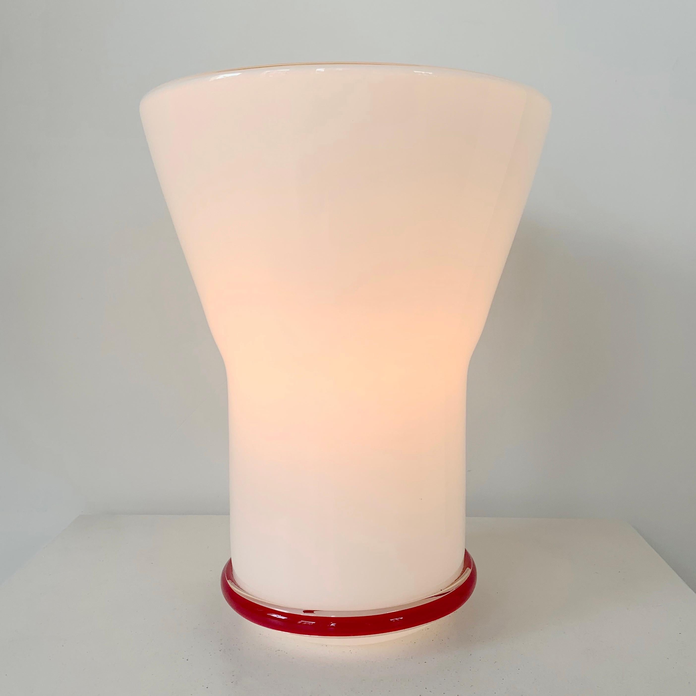 lampada da tavolo leucos anni '70