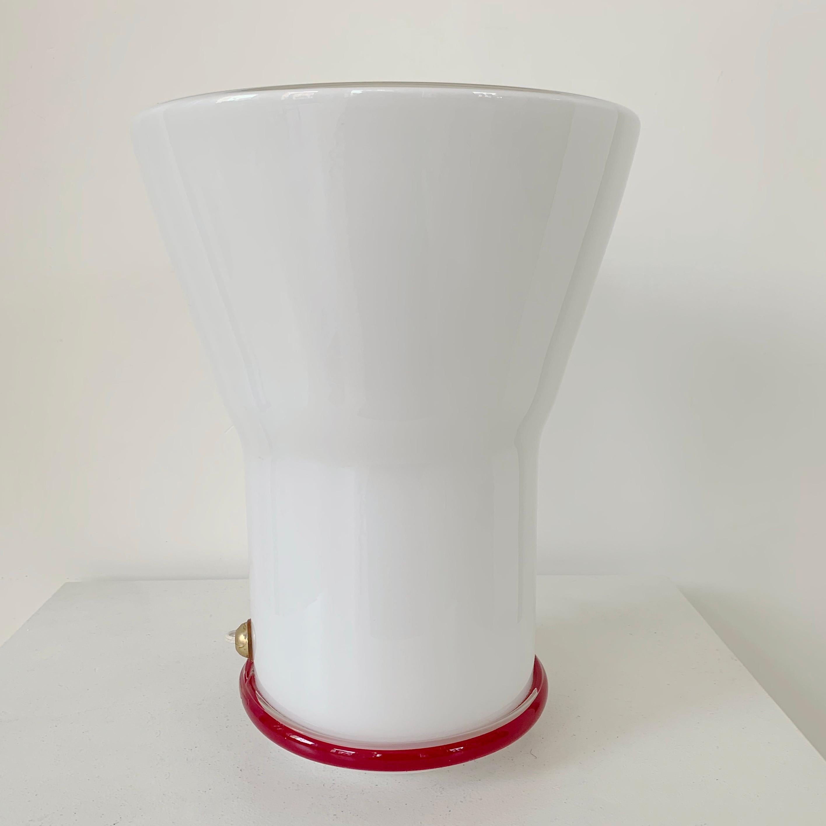 Vetro di Murano Lampada da tavolo Leucos Murano, 1970 circa, Italia.