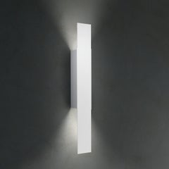 Leucos Opi P Wall Light in Matte White by Alessandro Piva