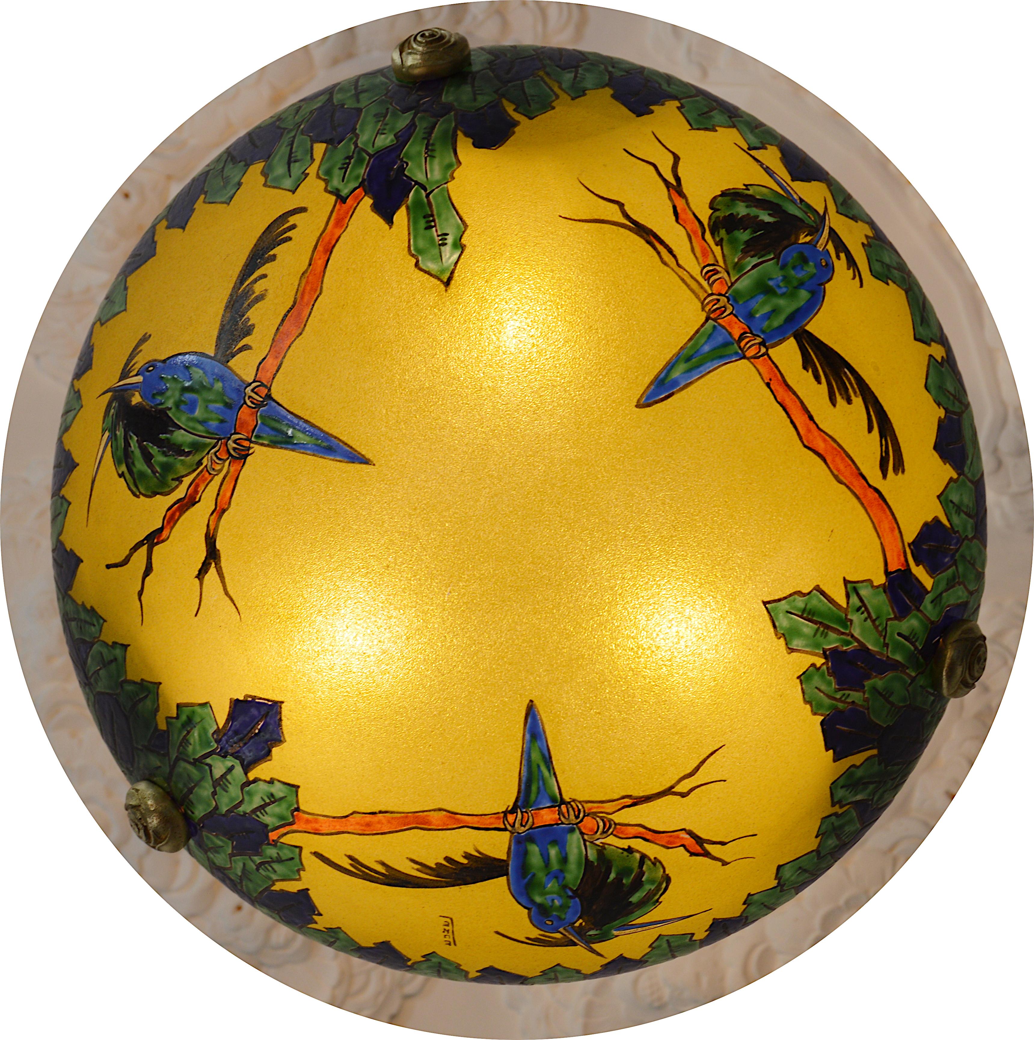 Any fair offer will be examined with the utmost attention, please send a message. French Art Deco enameled pendant chandelier by Leune, 28bis rue du Cardinal Lemoine, Paris, France, 1920s. Deep granite glass shade with enameled pattern. Three birds