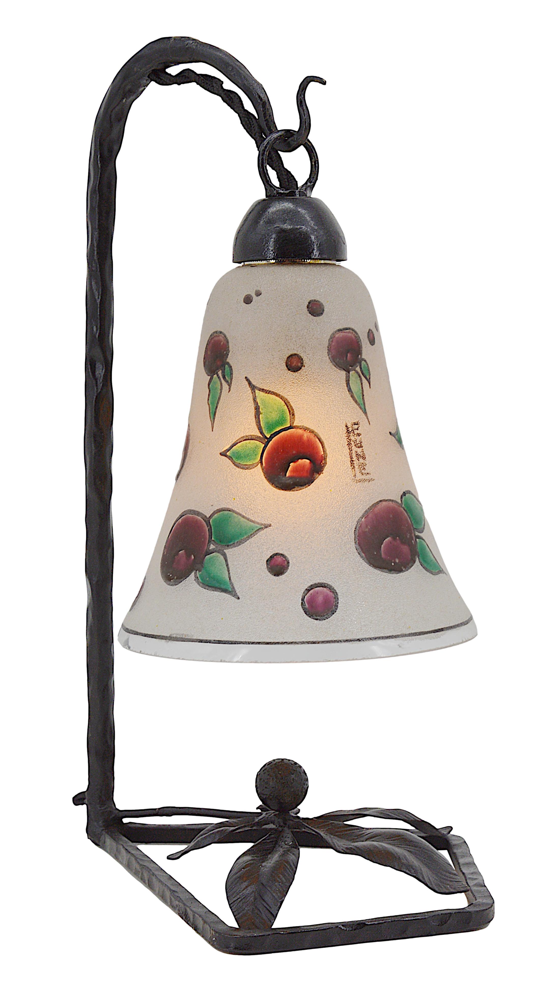 Émaillé LEUNE Lampe émaillée Art Déco 1920 en vente