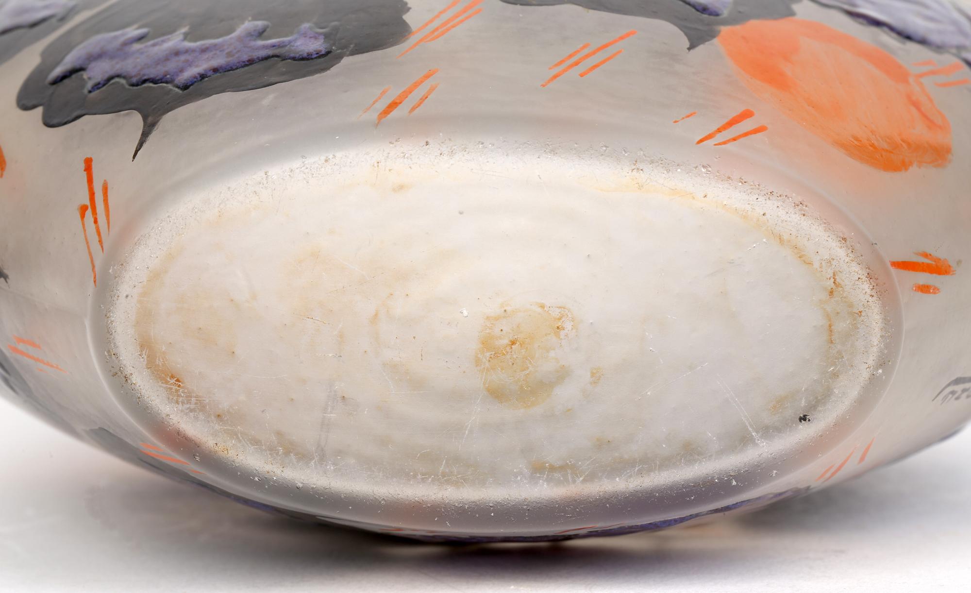 Vase Art Déco français émaillé à la main avec châtaigniers en vente 2
