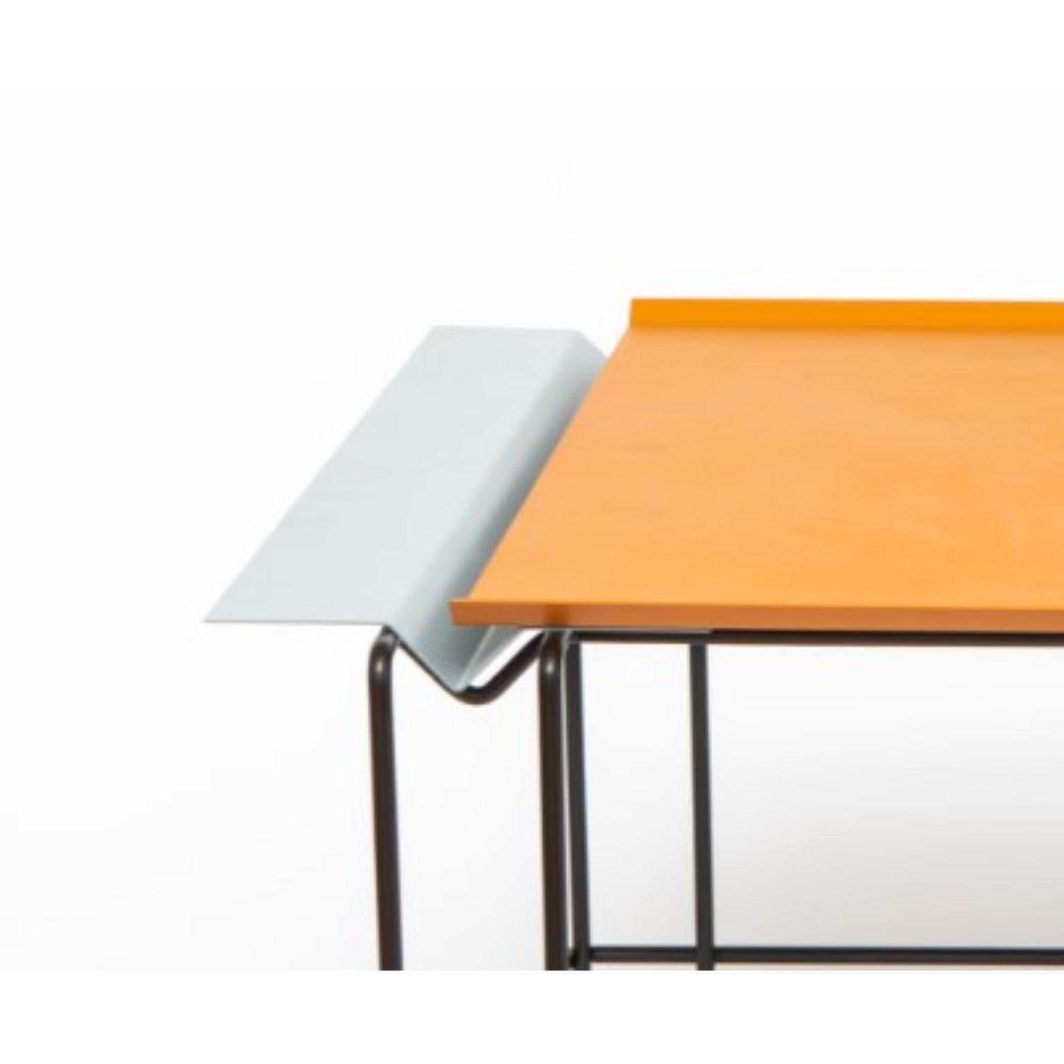 Leva 40, Tisch von Alva Design (Metall) im Angebot