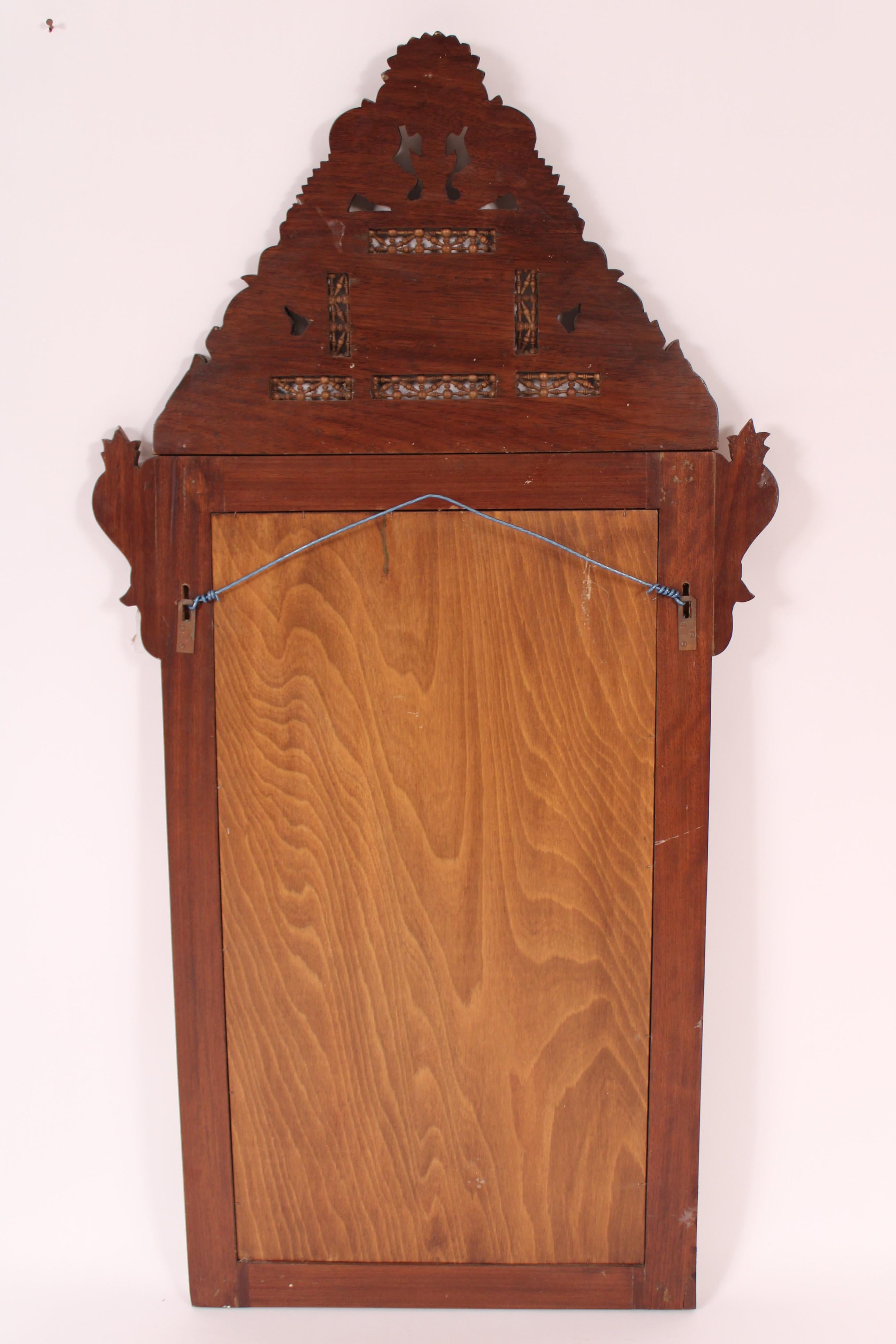 Miroir levantin incrusté de nacre et d'os en vente 5