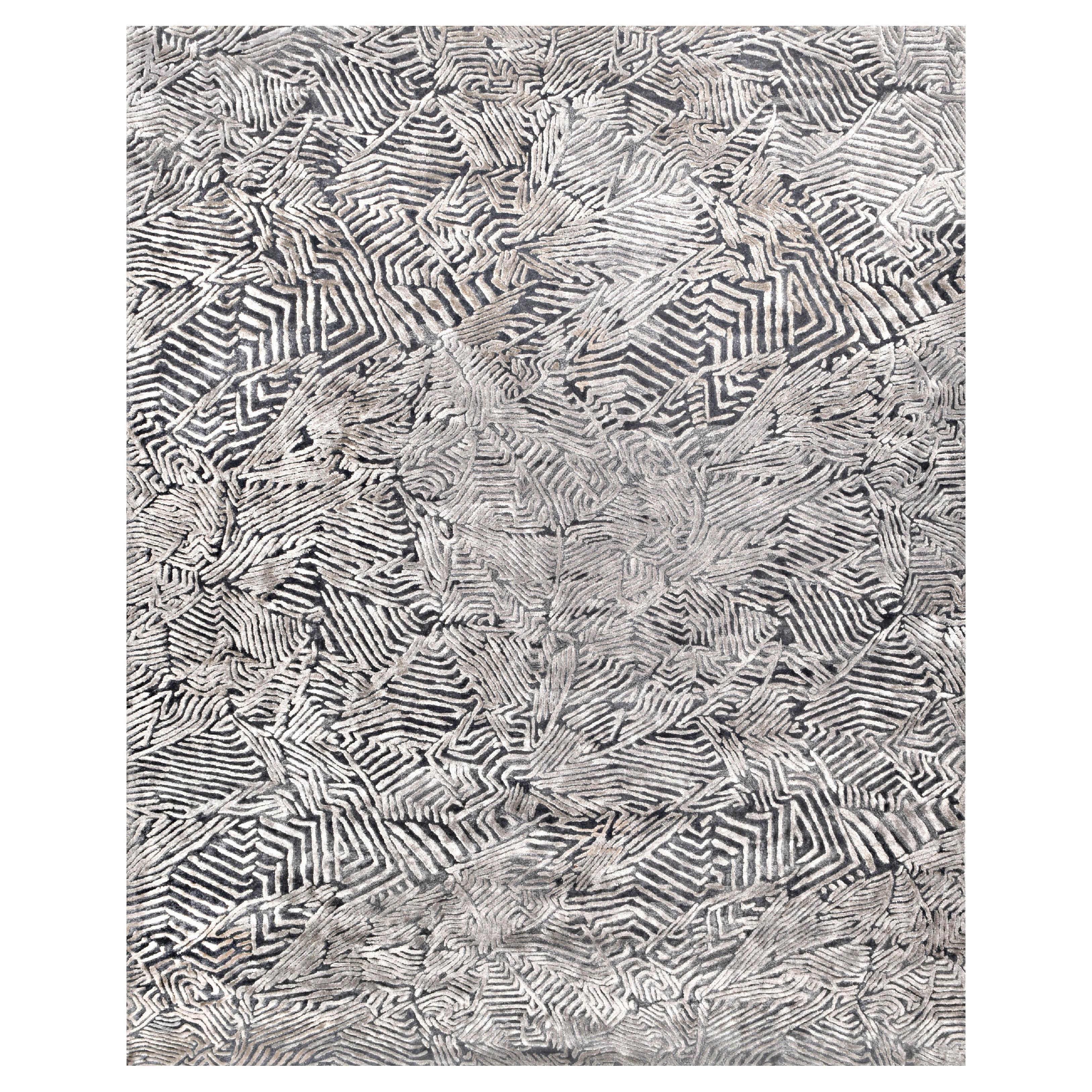 LEVEE Hand Tufted Modern Silk Rug in Silver Taupe and Mauve Colours By Hands For Sale