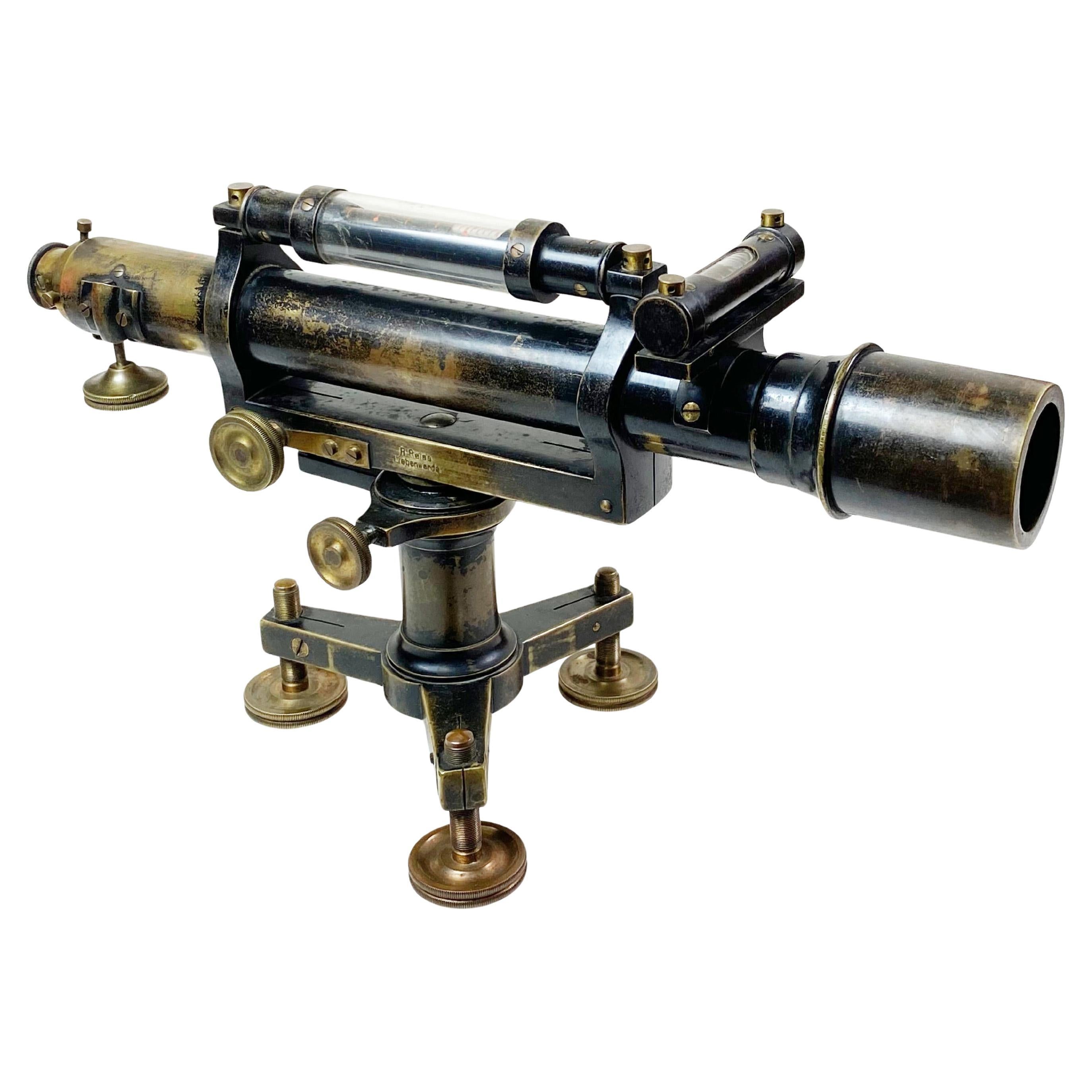 Leveling device, R. Reiss, Liebenwerda, 1900ca