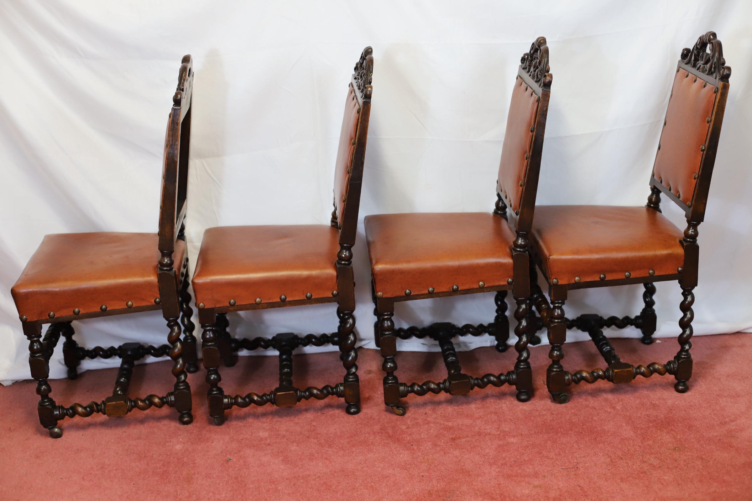 Vittoriano Set di otto sedie da pranzo vittoriane giacobiane in Oak Levely in vendita