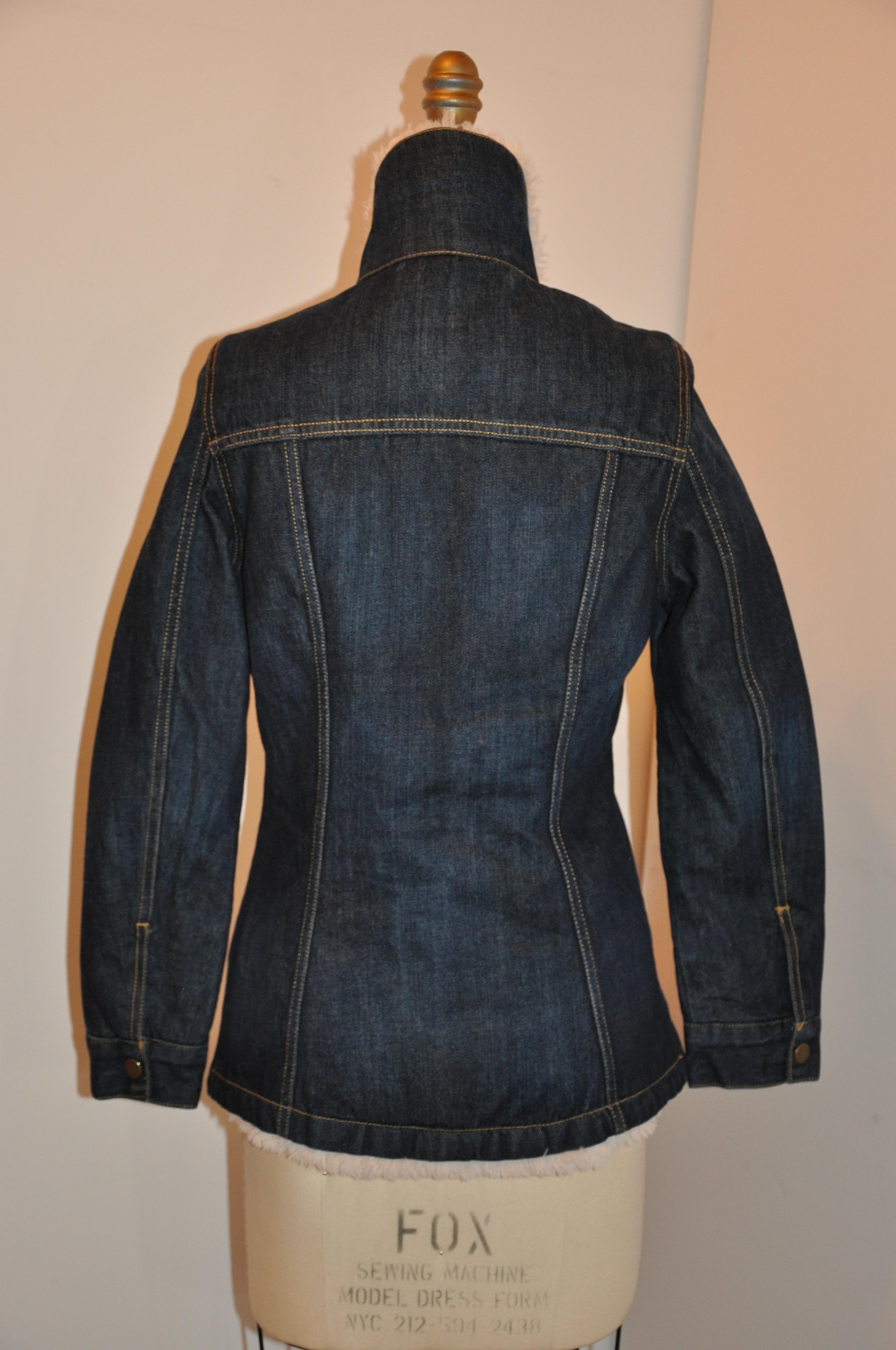 Levi Faux Fur-Lined Distress Navy Denim Snap-Front Collar Scallop Hemline Jacket For Sale 3