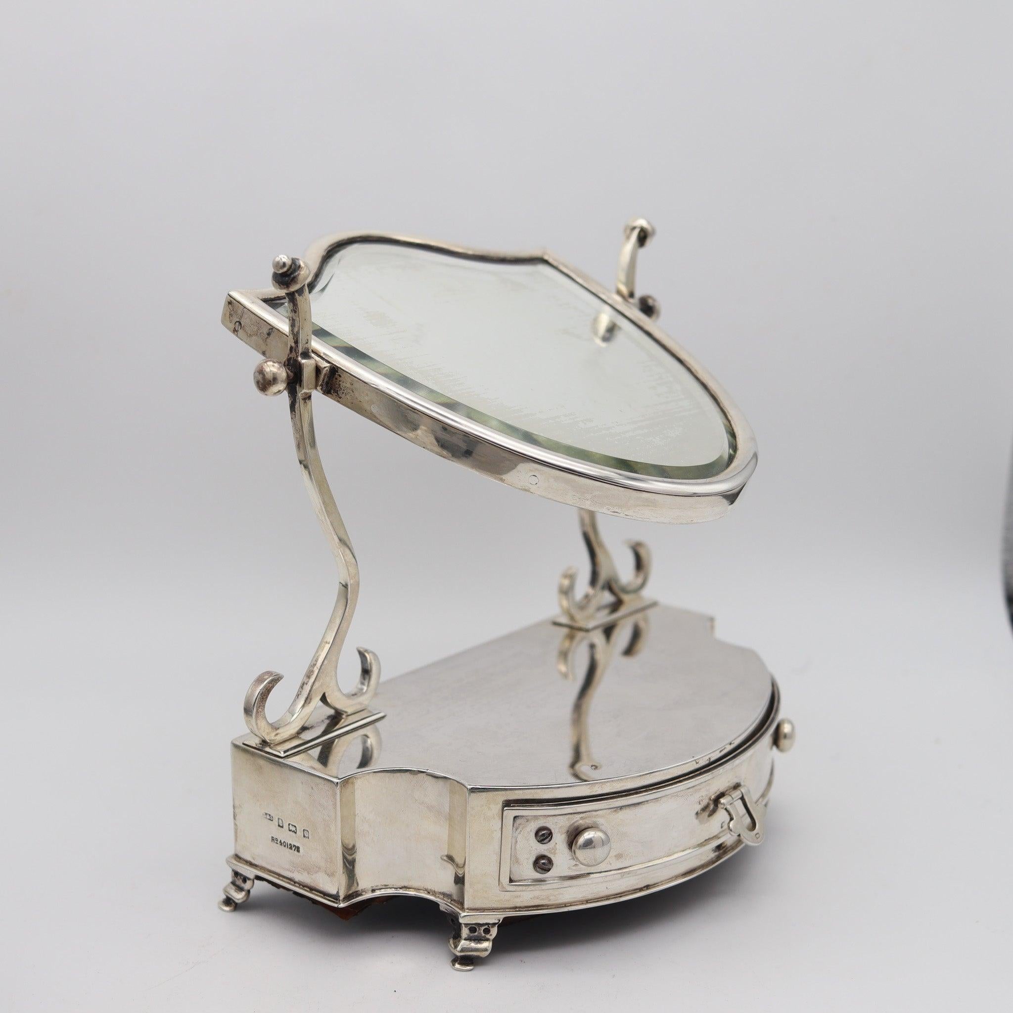 LEVI & SALAMAN 1902 Birmingham Desk Chest With Mirror In .925 Sterling Silver In Good Condition For Sale In Miami, FL