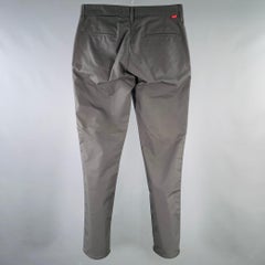 LEVI STRAUSS, Größe 33x32, graue Freizeithose aus Baumwollmischung, geändert