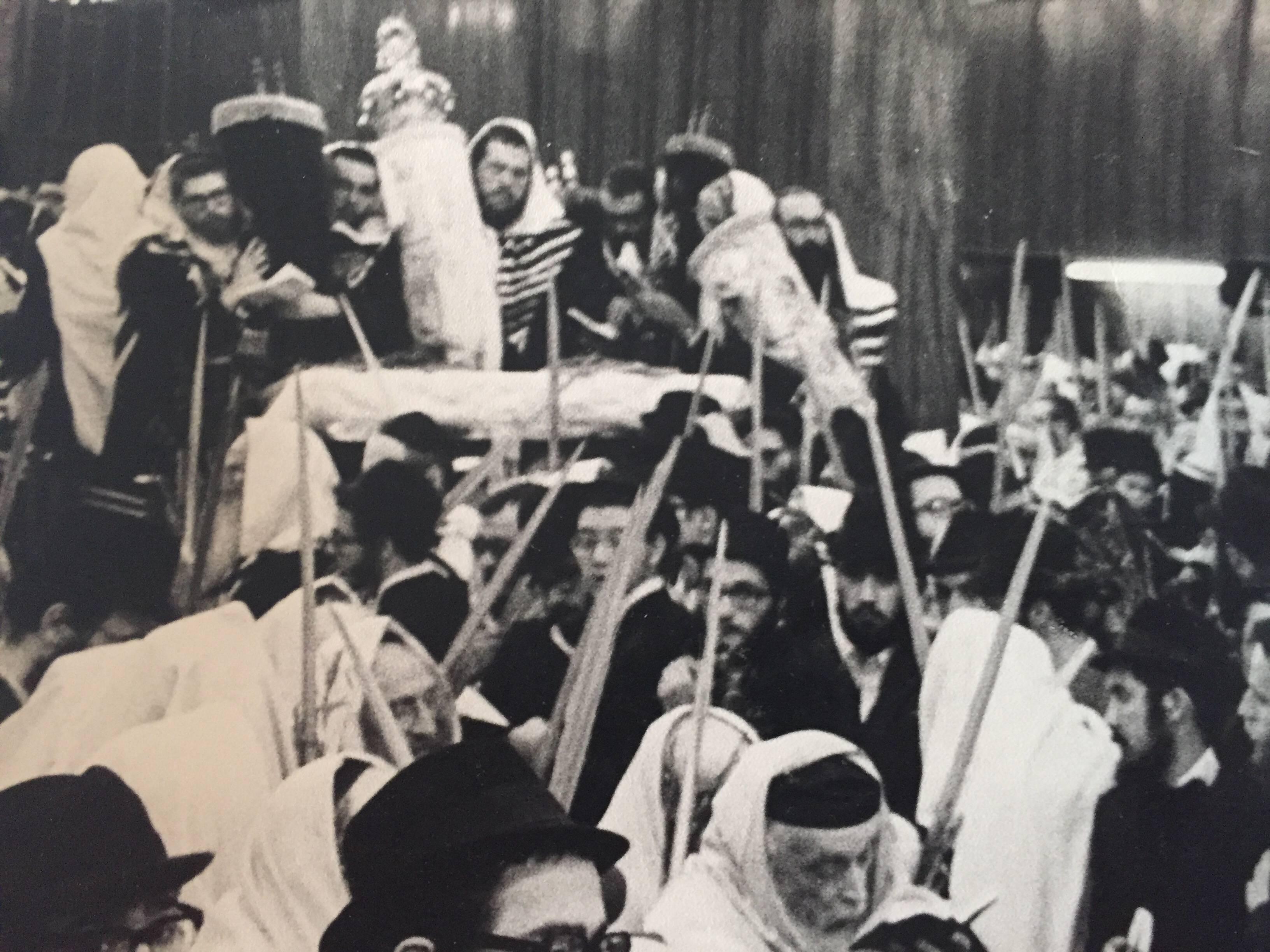 Rare Vintage Original Photo from the Court of The Lubavitcher Rebbe 770 Chabad - Photograph by Levi Yitzchak Freidin