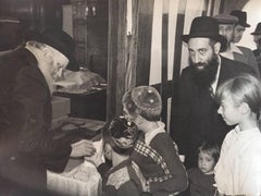 Seltenes Originalfoto aus dem Hof des Lubavitcher Rebbe 770 Chabad, Vintage