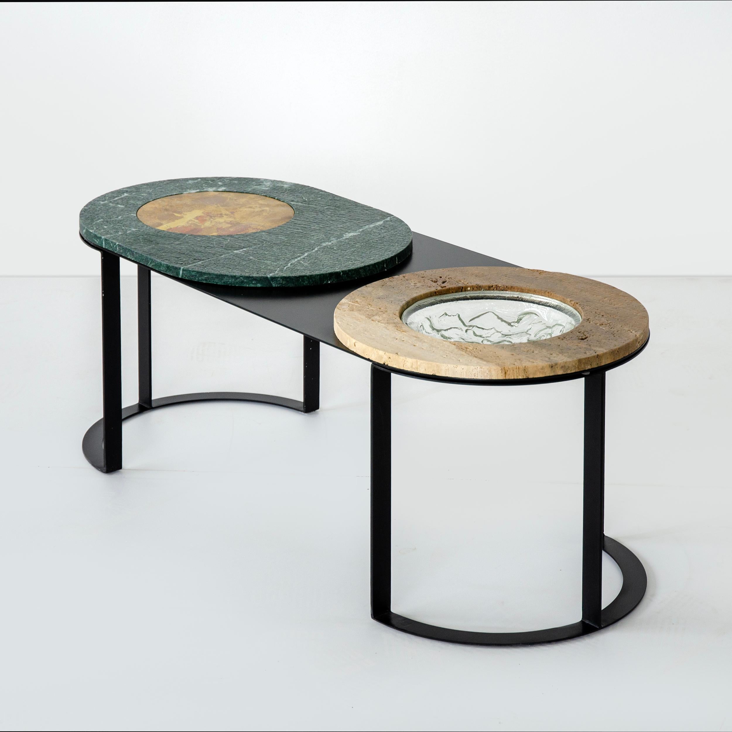 italien Petite table Levia Signa par Atlas Project en vente