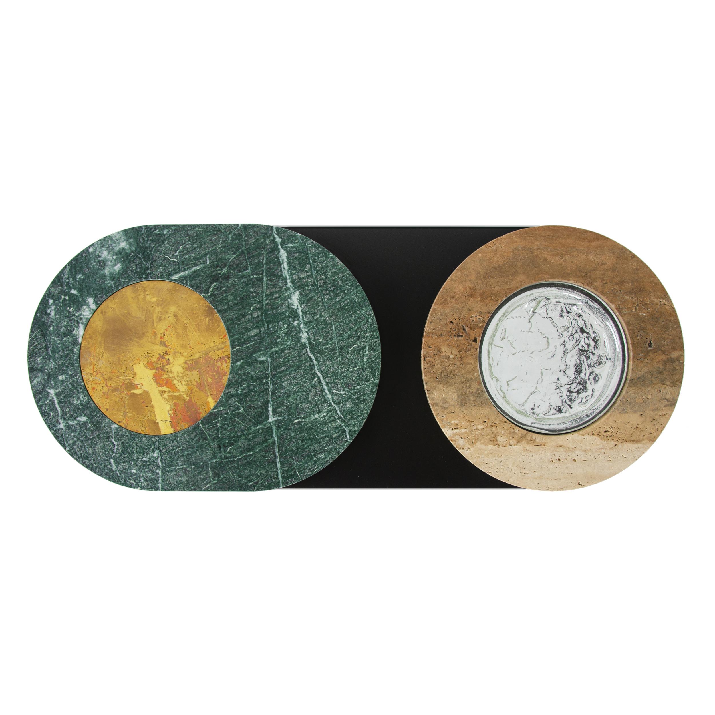 Petite table Levia Signa par Atlas Project Neuf - En vente à Geneve, CH