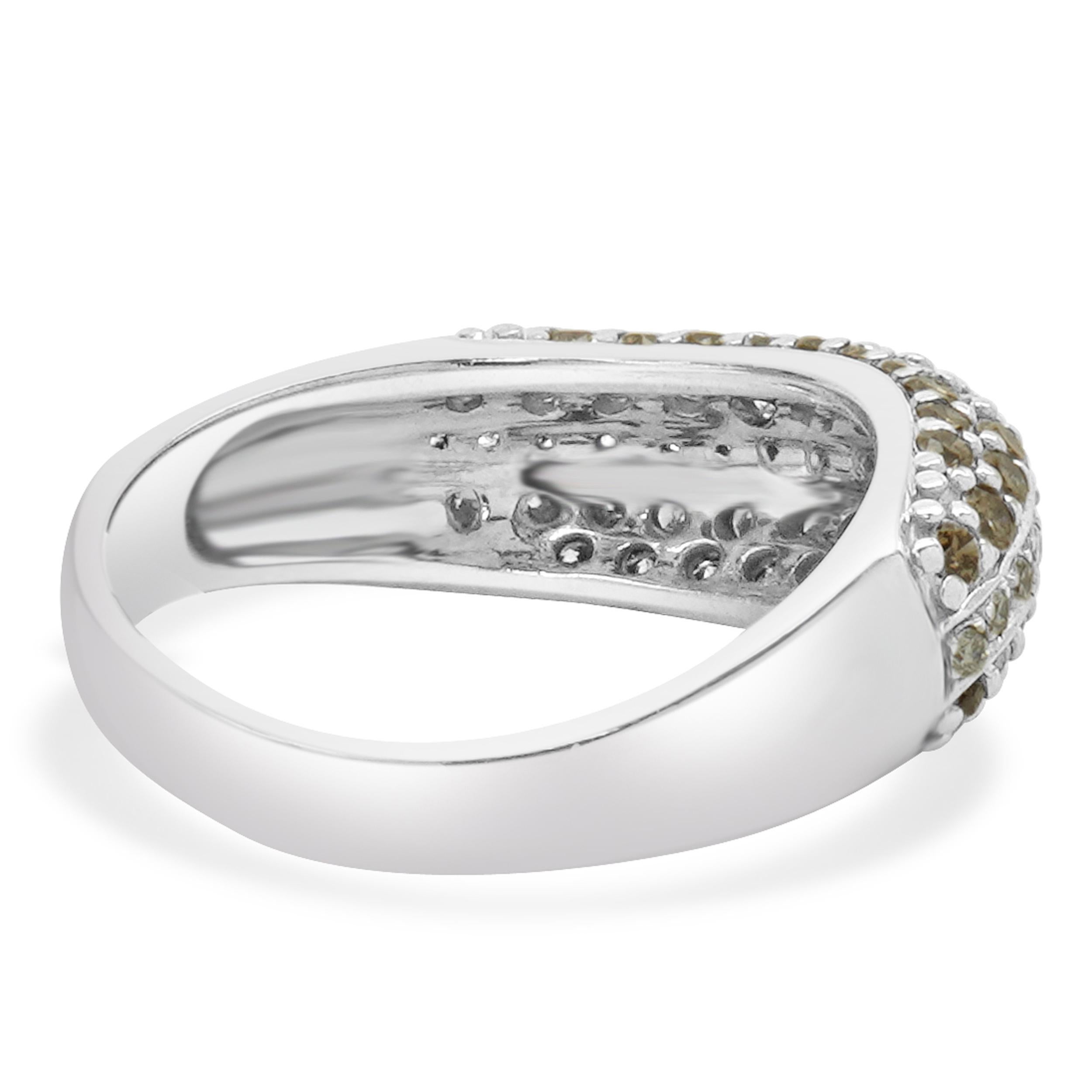 LeVian: 14 Karat Weißgold Wave-Ring mit Schokoladen- und Vanilla-Weiß-Diamant im Zustand „Hervorragend“ im Angebot in Scottsdale, AZ