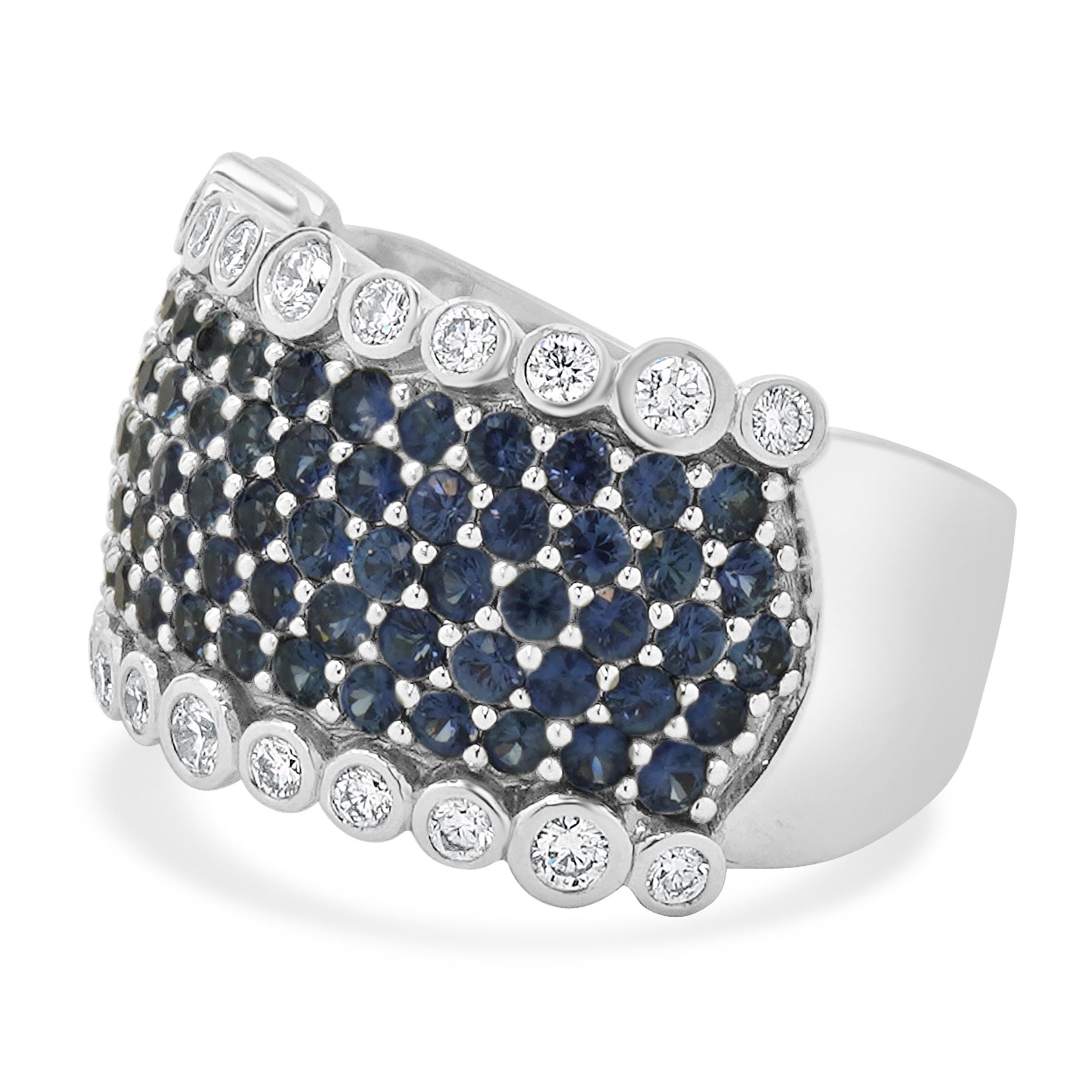 Designer: LeVian
Materiale: oro bianco 14k 
Diamante: 22 tagli rotondi = 0,62cttw
Colore: H
Chiarezza: SI1
Zaffiro: 80 tagli rotondi = 2,25cttw
Misura dell'anello: 7 (si prega di attendere fino a 2 giorni lavorativi in più per le richieste di