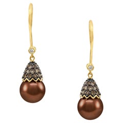 LeVian Boucles d'oreilles pendantes en or jaune 14 carats perles brunes et diamants naturels 