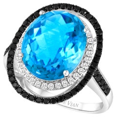LeVian Bague en or blanc 14 carats avec topaze bleue, diamants ronds et noirs et magnifique halo fantaisie