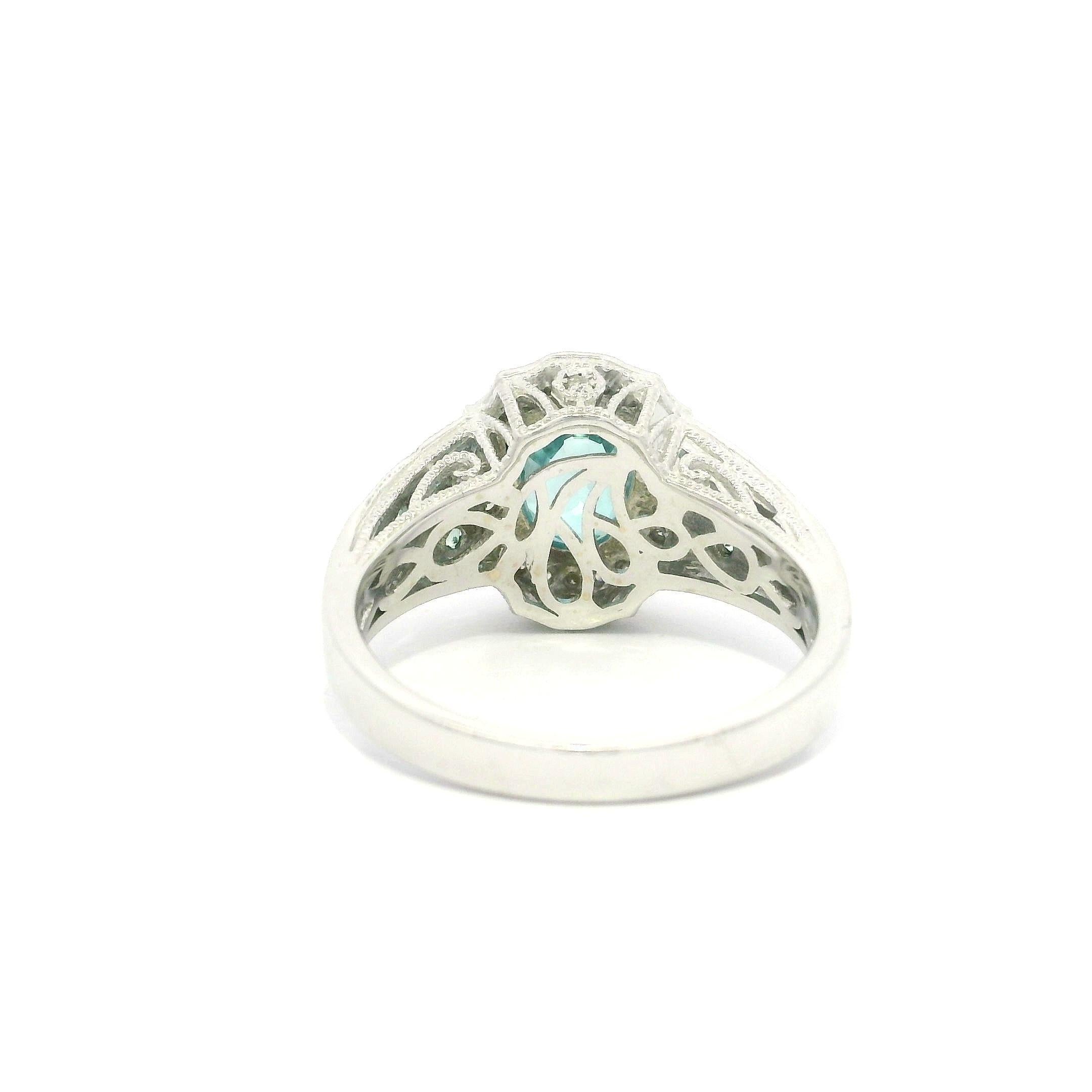 LeVian 14k White Gold Blue Zircon Diamond Halo Pave Green Alexandrite Ring im Angebot 5