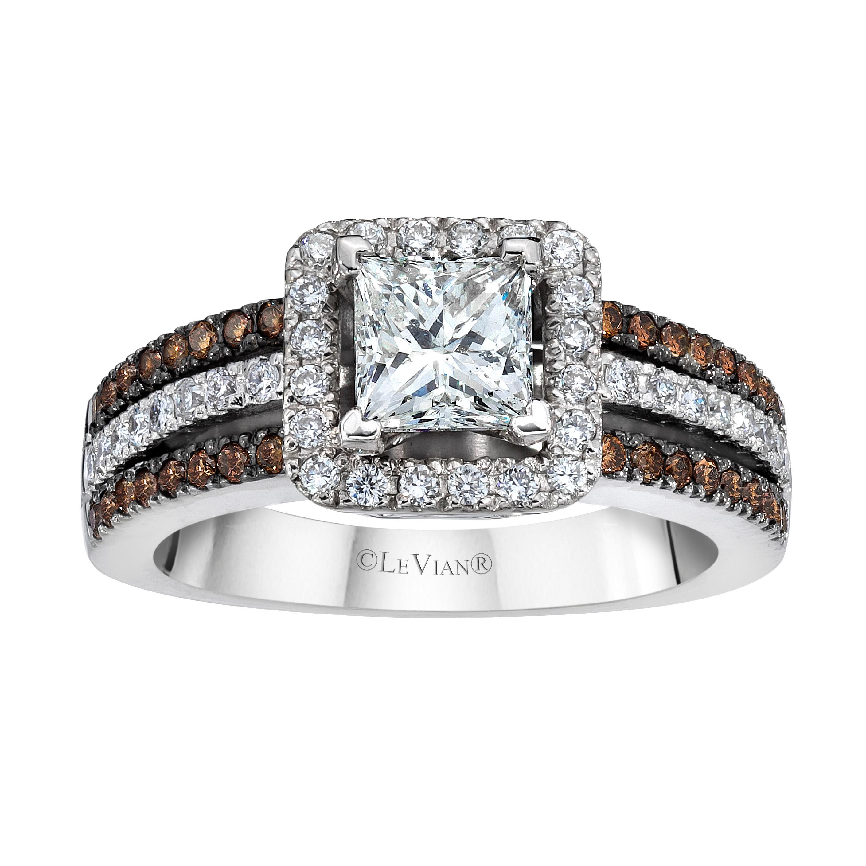 LeVian 14K White Gold Princess Round Chocolate Brown Diamond Wedding Halo Ring In New Condition For Sale In Great Neck, NY