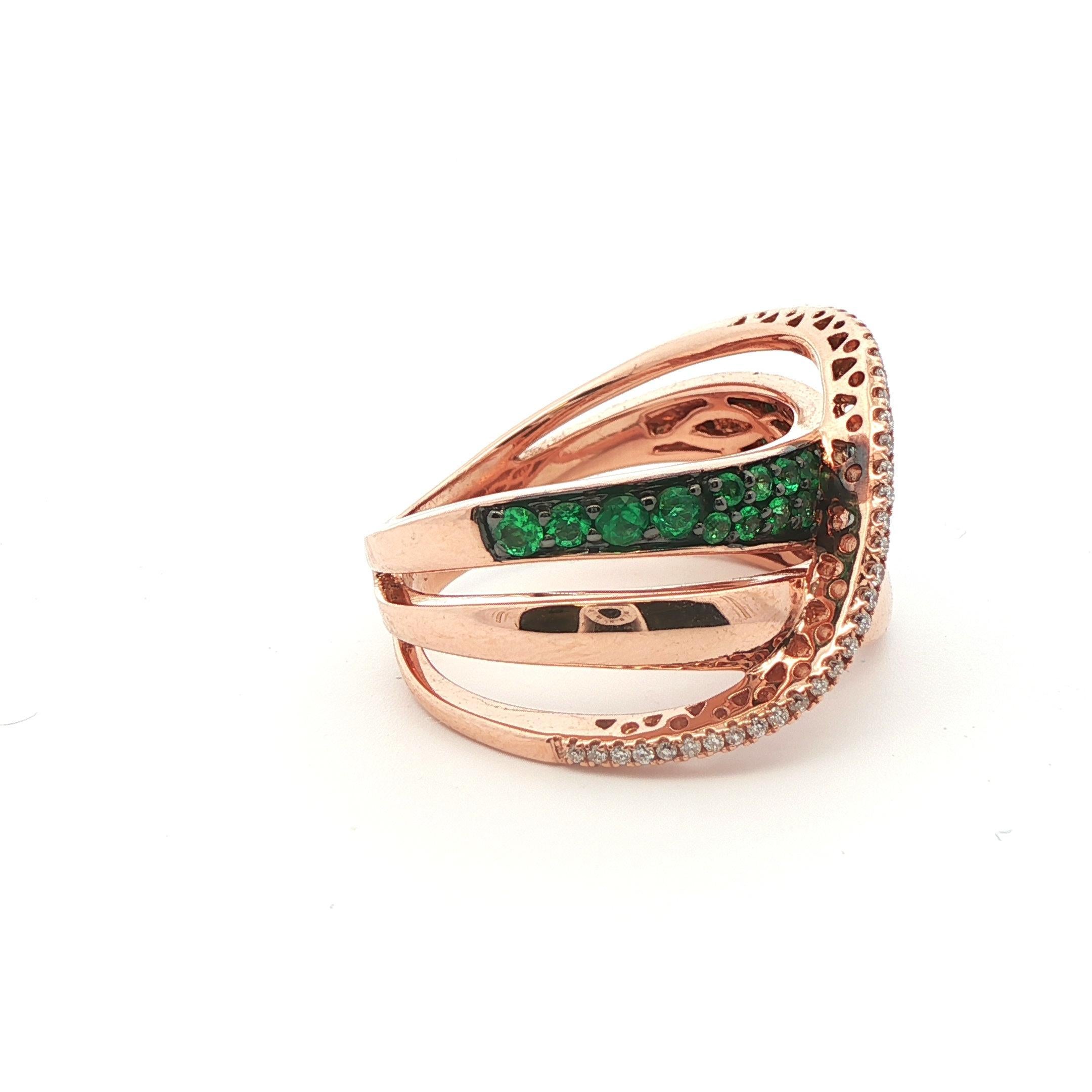 Anello a fascia con smeraldo e diamante in oro giallo LeVian 14k In condizioni buone in vendita a Lexington, KY