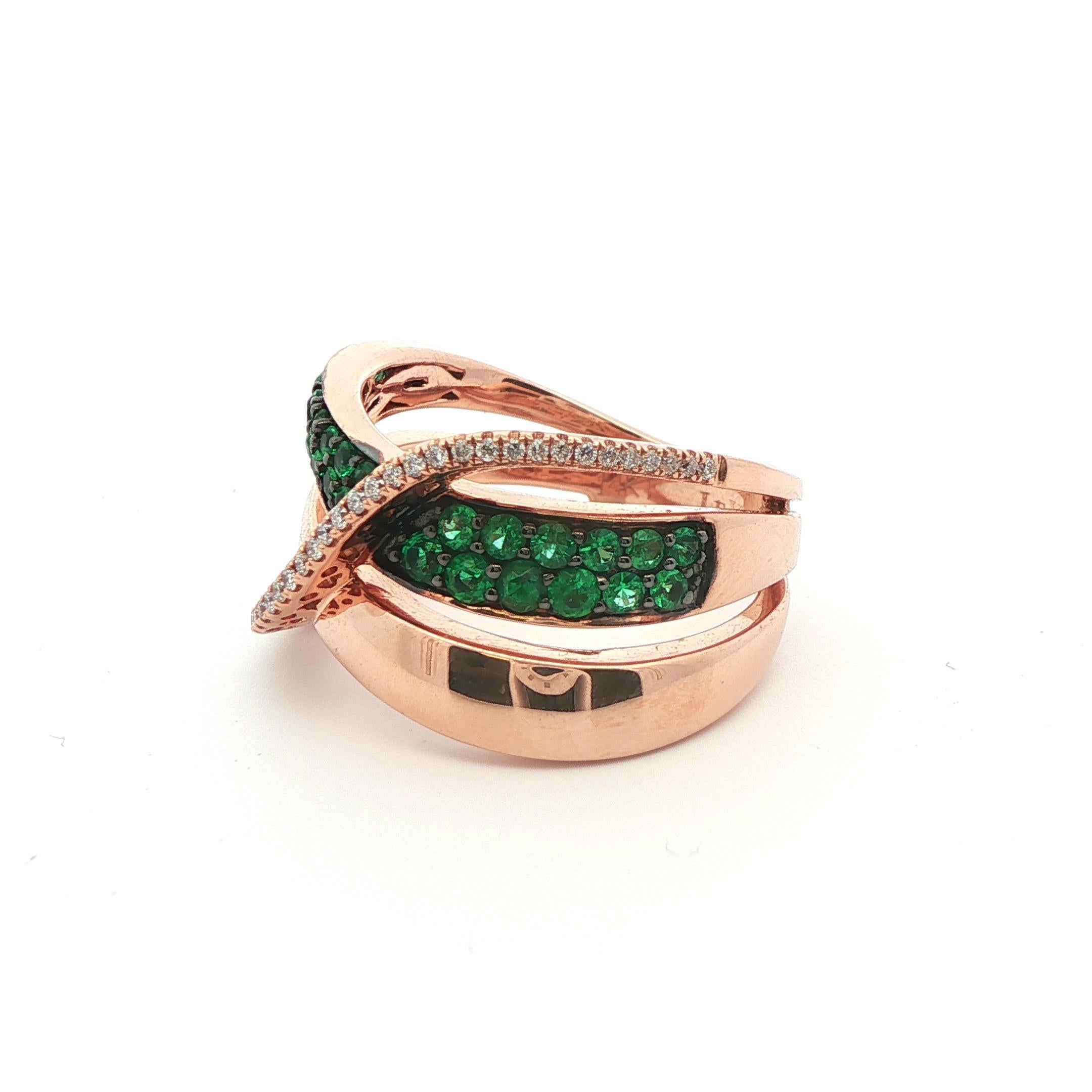 Anello a fascia con smeraldo e diamante in oro giallo LeVian 14k in vendita 2