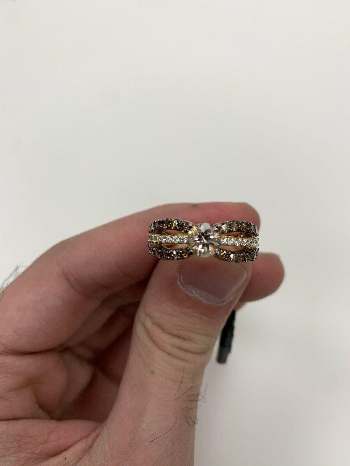 LeVian Bague de mariage à plusieurs rangées en or jaune 14 carats avec morganite rose et diamants bruns ronds et marron Neuf - En vente à Great Neck, NY