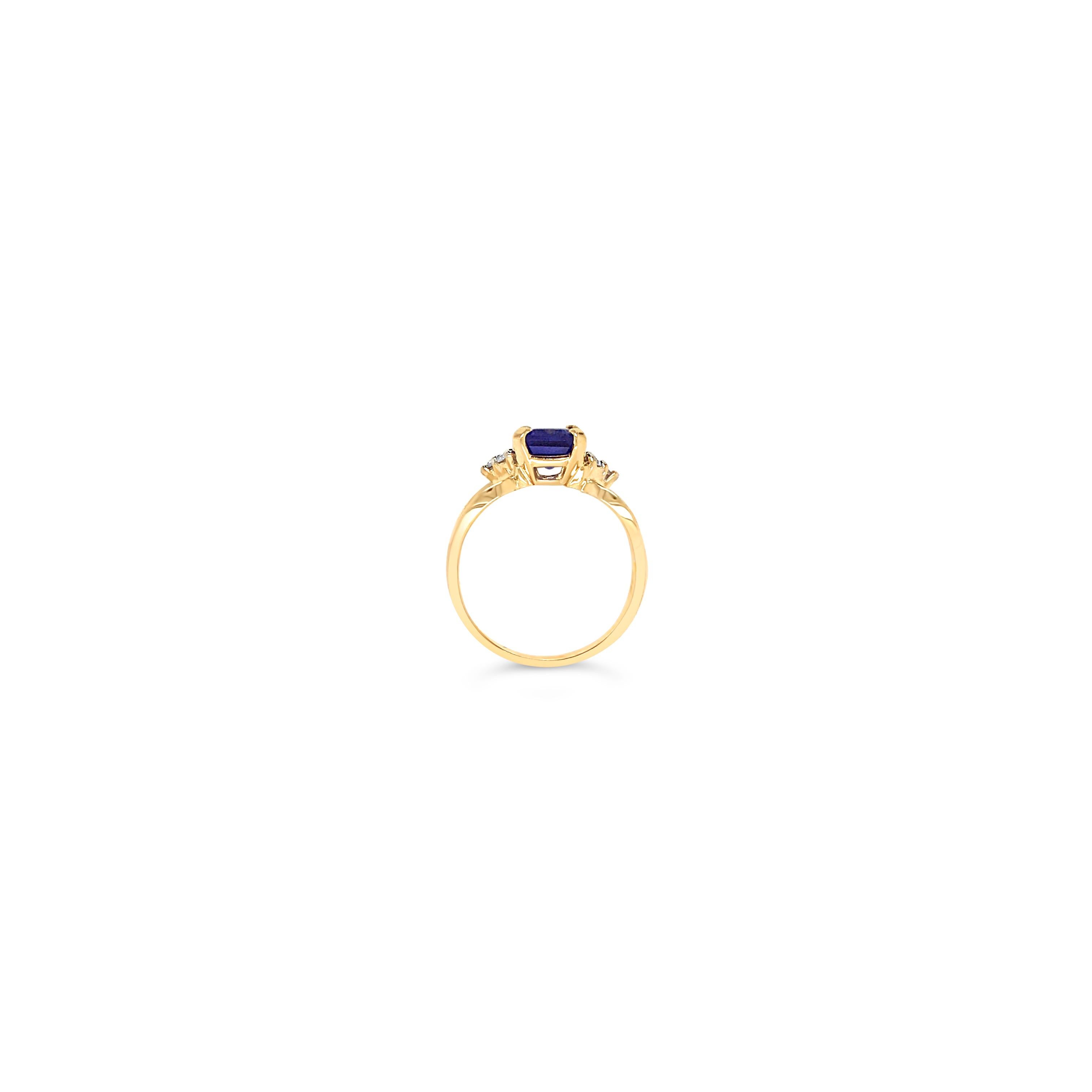 Women's LeVian 14K Yellow Gold Purple Blue Tanzanite Gemstone Round Diamond Classy Ring For Sale