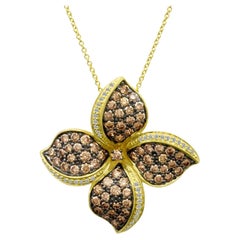 Klassische Halskette mit klassischem Anhänger, 14 Karat Gelbgold, runde schokoladenbraune Diamanten