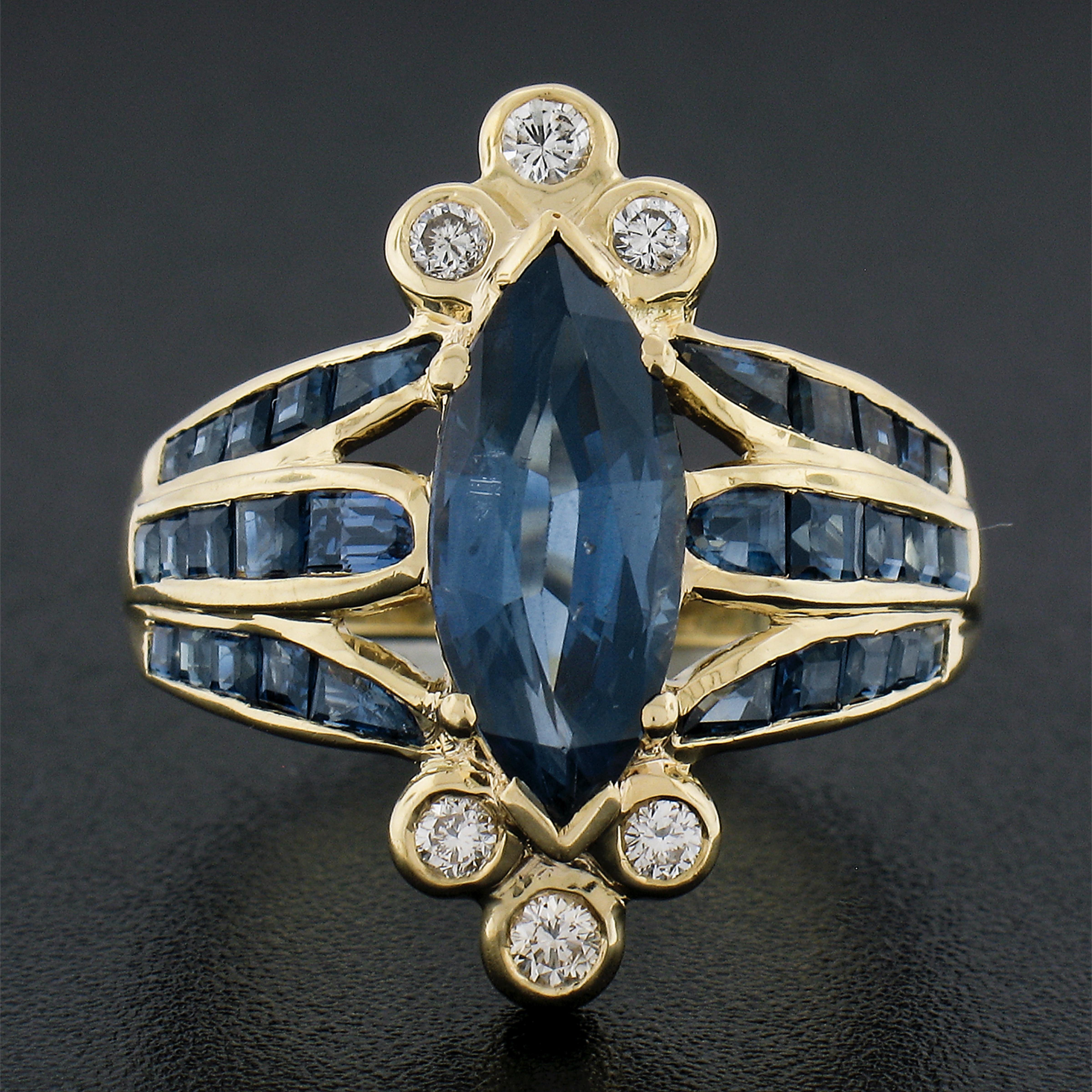 Levian 18k Yellow Gold 3.20ctw Gia Graded Marquise Cut Sapphire & Diamond Ring In Excellent Condition For Sale In Montclair, NJ