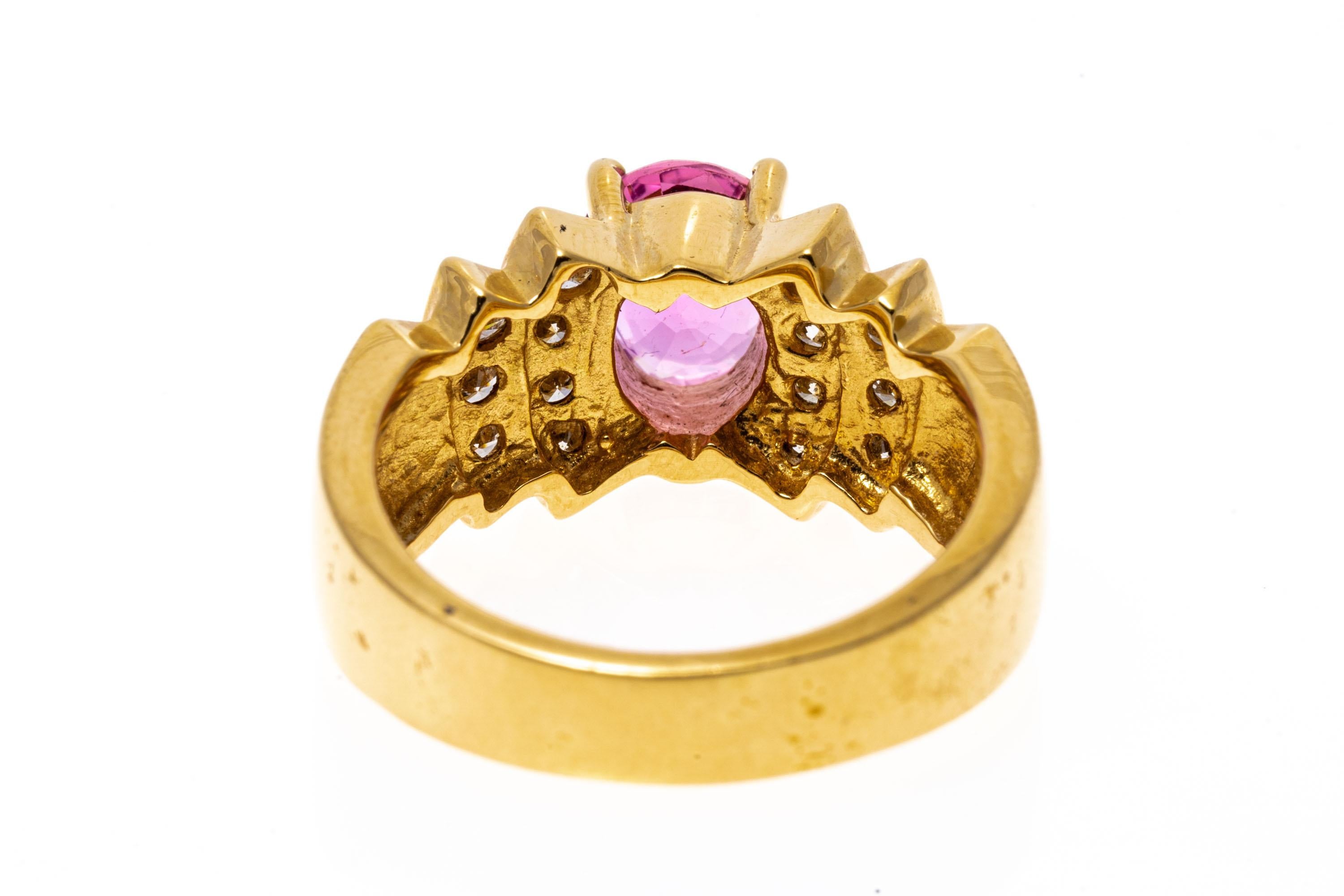 Levian 18k Yellow Gold Pink Sapphire and Channel Diamond Ring In Good Condition For Sale In Southport, CT