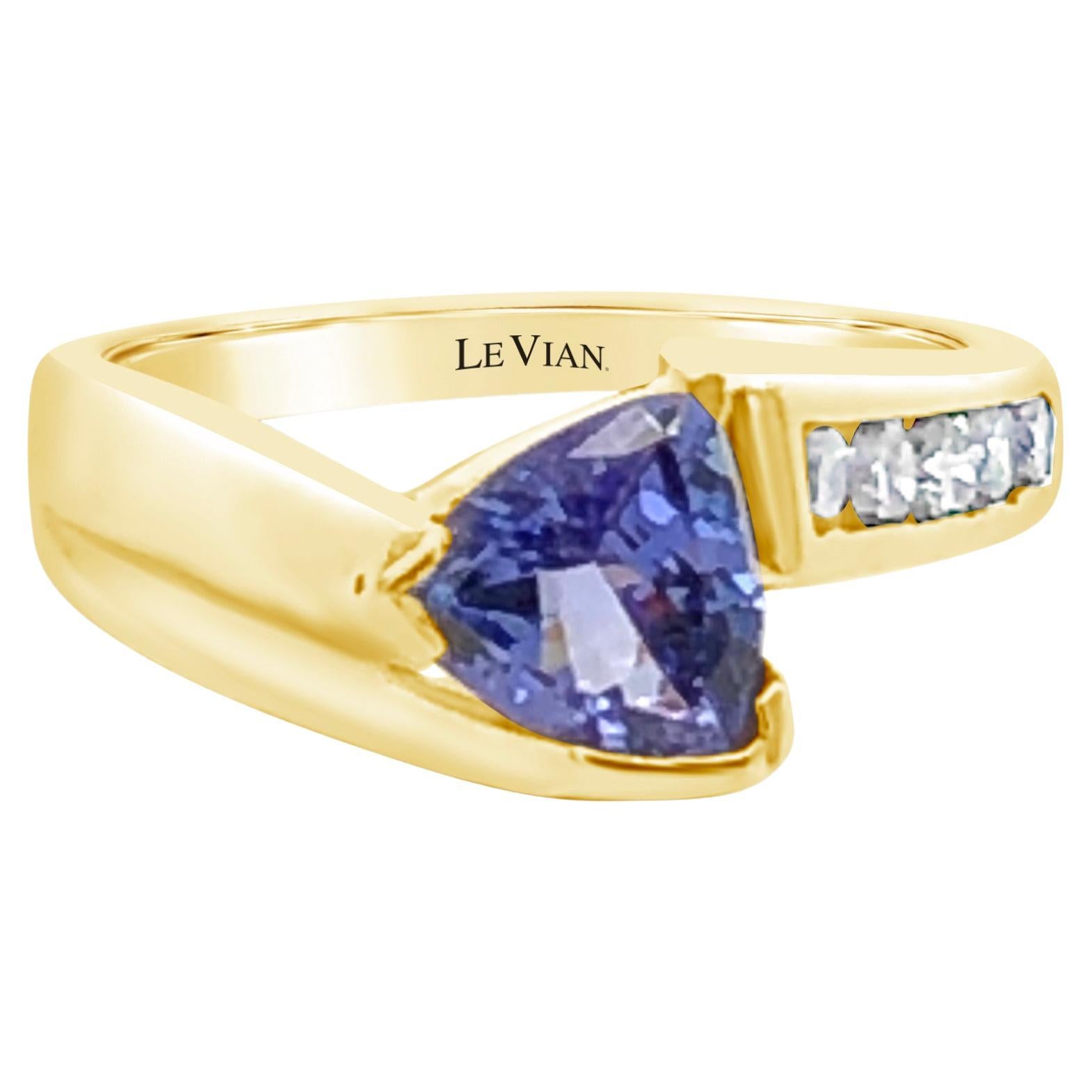 Levian 18K Yellow Gold Trillion Cut Tanzanite Diamond Fashion Ring Size 4.75