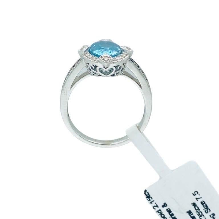 Bague LeVian en or blanc 14 carats avec aigue-marine bleue marine de 2,15 carats et diamants en vente 3