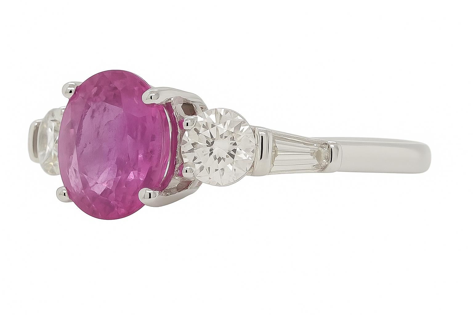 LeVian 2.16 Carat Three-Stone Pink Sapphire and Diamond Engagement Ring in 18K W Excellent état - En vente à Chicago, IL