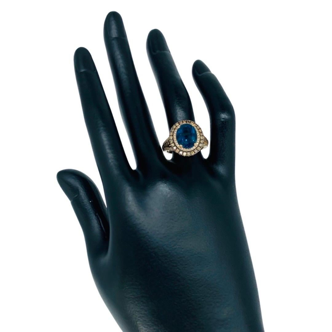 LeVian Ring aus 14 Karat Gold mit 4,87 Karat tiefseeblauem Topas und Diamanten im Angebot 1