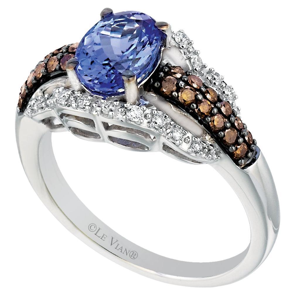 Ring aus 14 Karat Weißgold mit blauem Tansanit und Diamanten von Le Vian