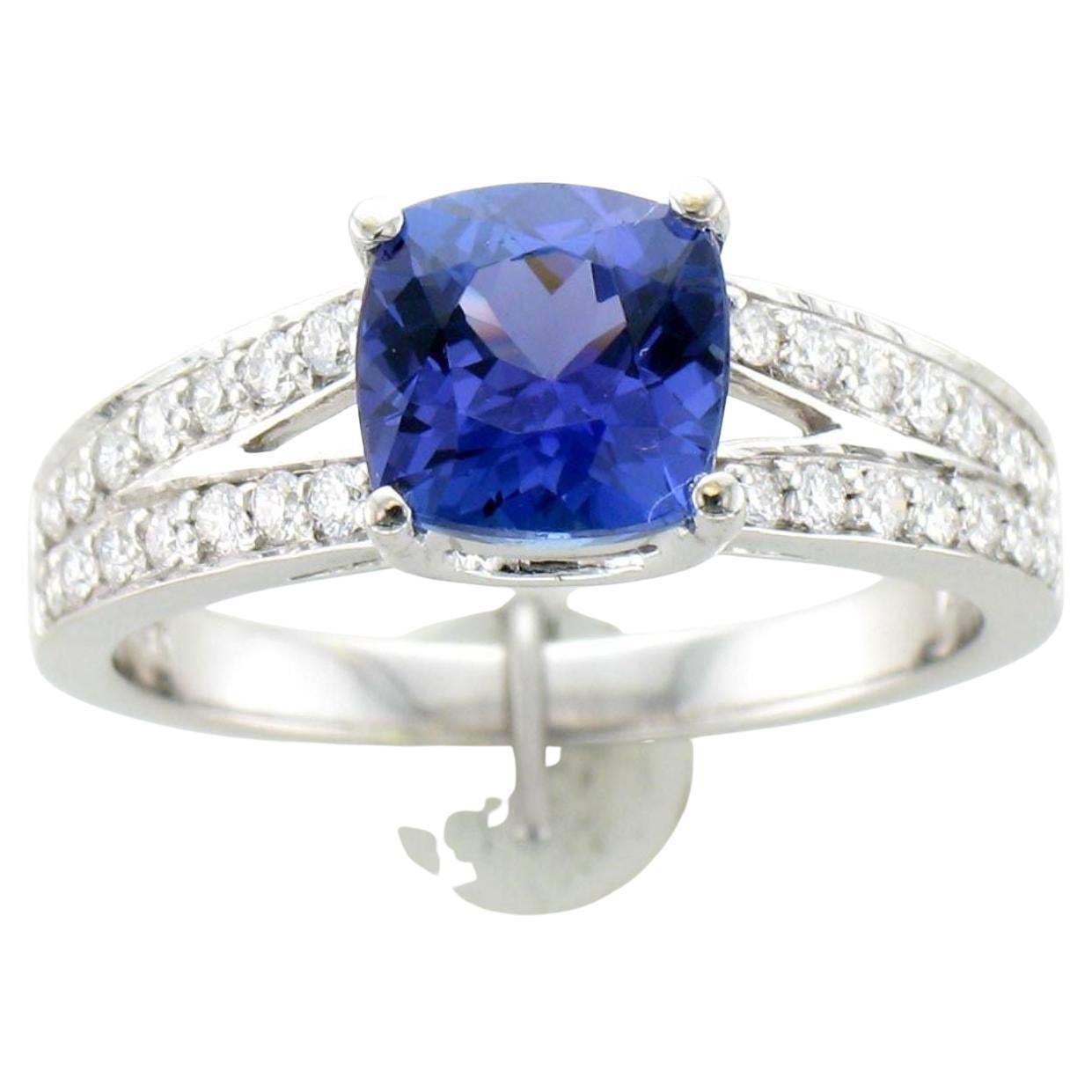 Levi Levianischer Ring mit blauem Tansanit und Diamant aus 14 Karat Weißgold