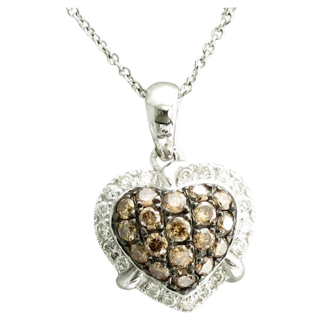 Levian Pendentif cœur en or blanc 14 carats avec diamants blancs et chocolat 1 2 carat en vente