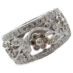 Used LeVian Diamond Floral Design 14 Karat White Gold Modern Band Ring