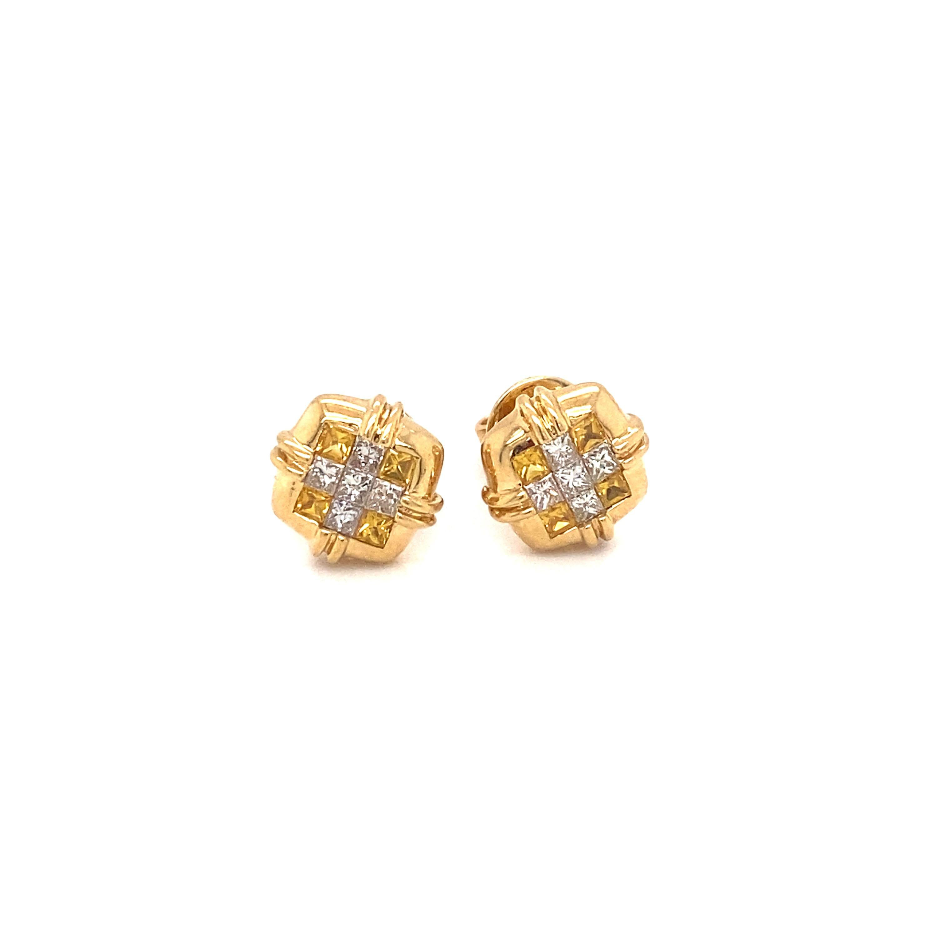 Paar Ohrringe aus 18 Karat Gelbgold mit Diamanten von LeVian (Carréschliff) im Angebot