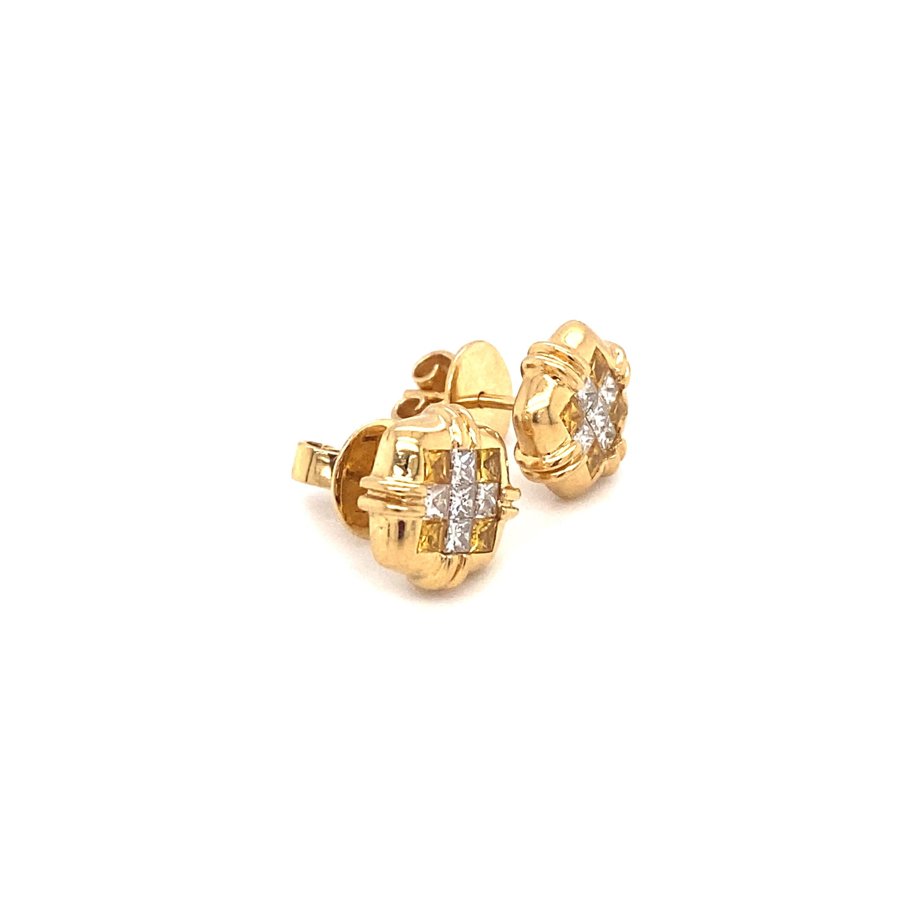 Paar Ohrringe aus 18 Karat Gelbgold mit Diamanten von LeVian im Zustand „Gut“ im Angebot in Atlanta, GA
