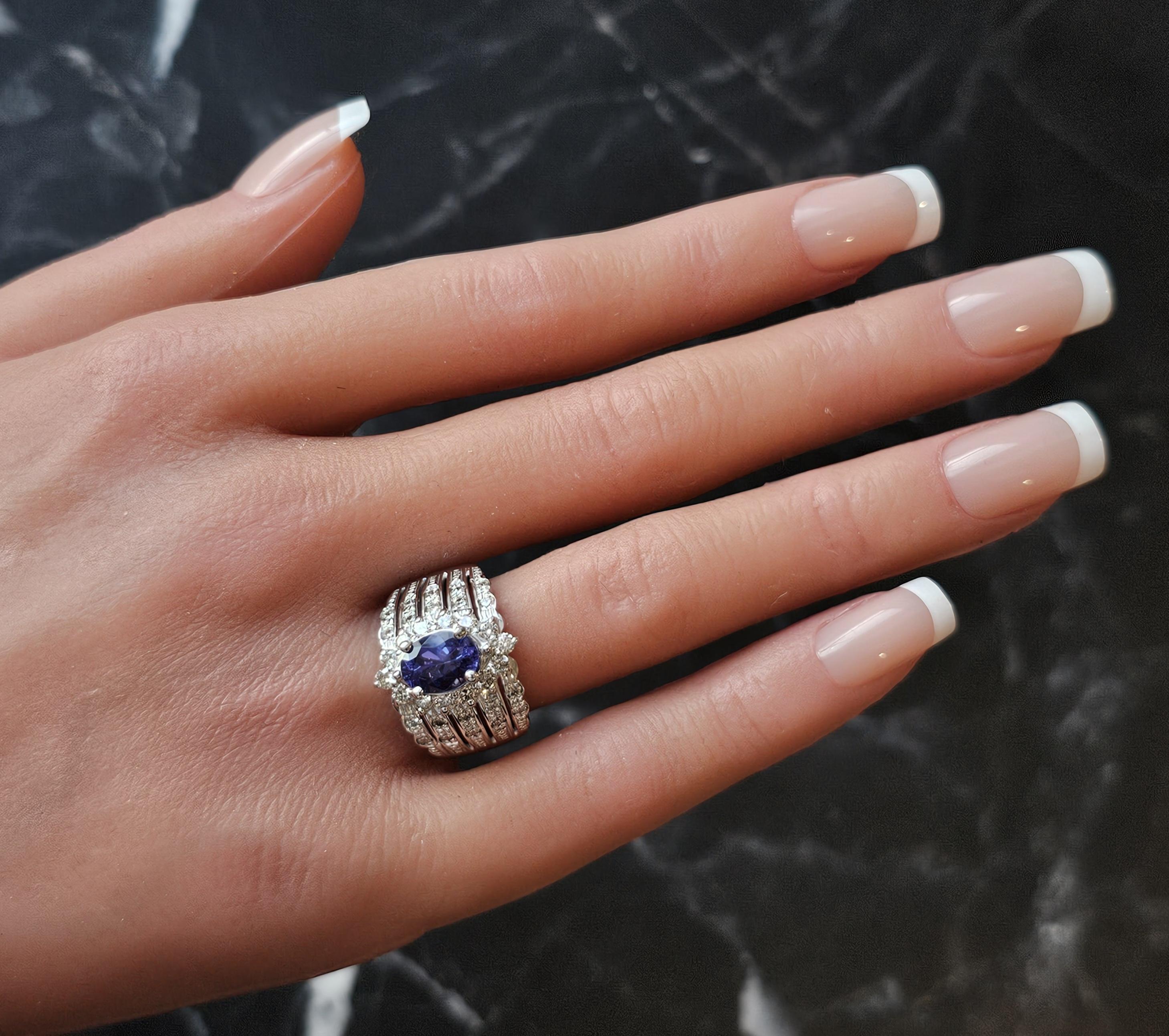 Women's Levian Ring 18k White Gold Oval Tanzanite Chocolate Diamonds Wide Band size 7.25 For Sale