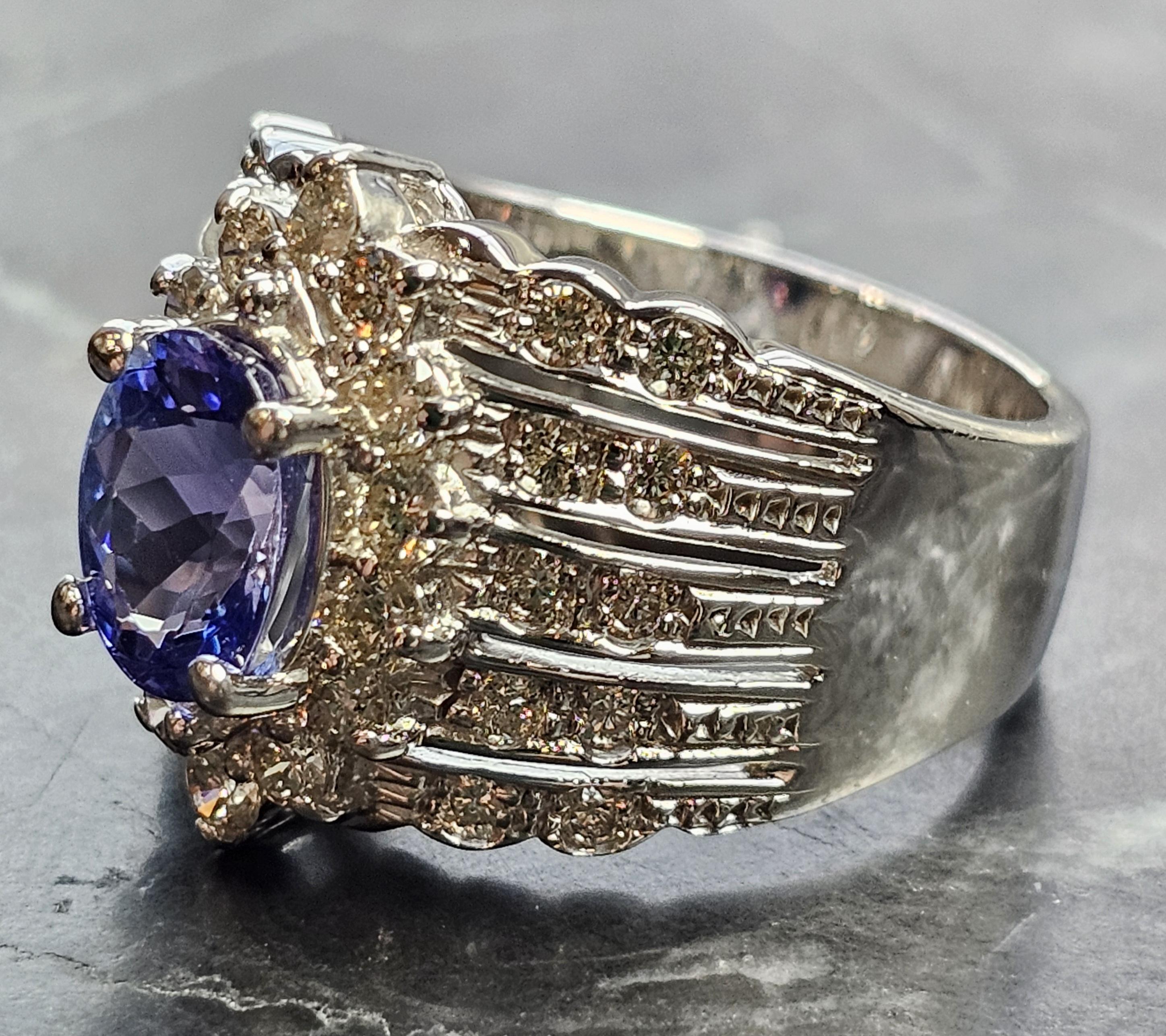 Levian Ring 18k White Gold Oval Tanzanite Chocolate Diamonds Wide Band size 7.25 For Sale 4