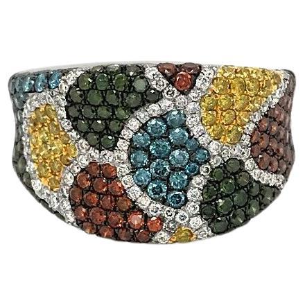 Anillo LeVian Diamantes Azules, Verdes, Blancos y Fantasía Oro Blanco 18K