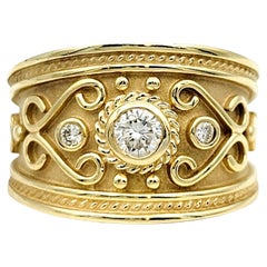 Le Vian, spitz zulaufender Shank-Ring mit Wirbelmotiv und Diamanten, 14 Karat Gelbgold