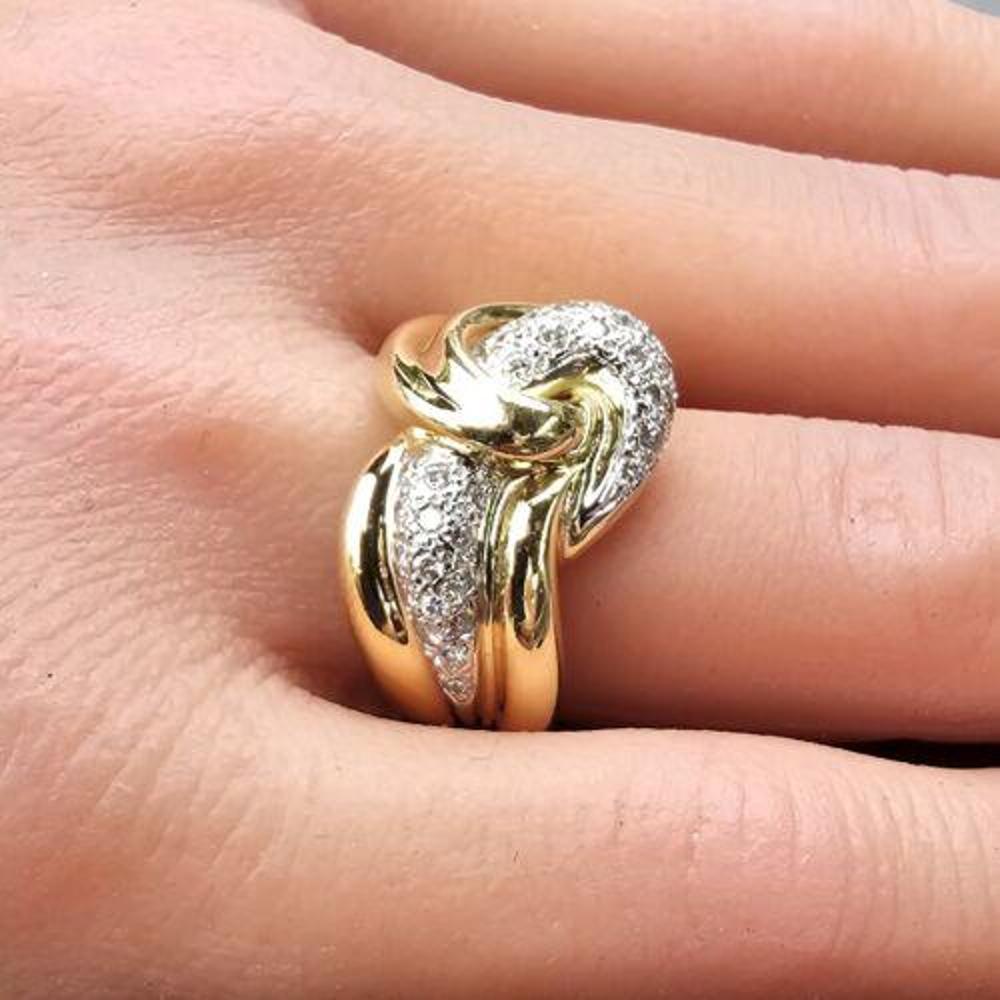 Round Cut Levian Twist Knot Diamond Ring Freeform 18k Yellow Gold Crossover Bypass Sz 7.25 For Sale