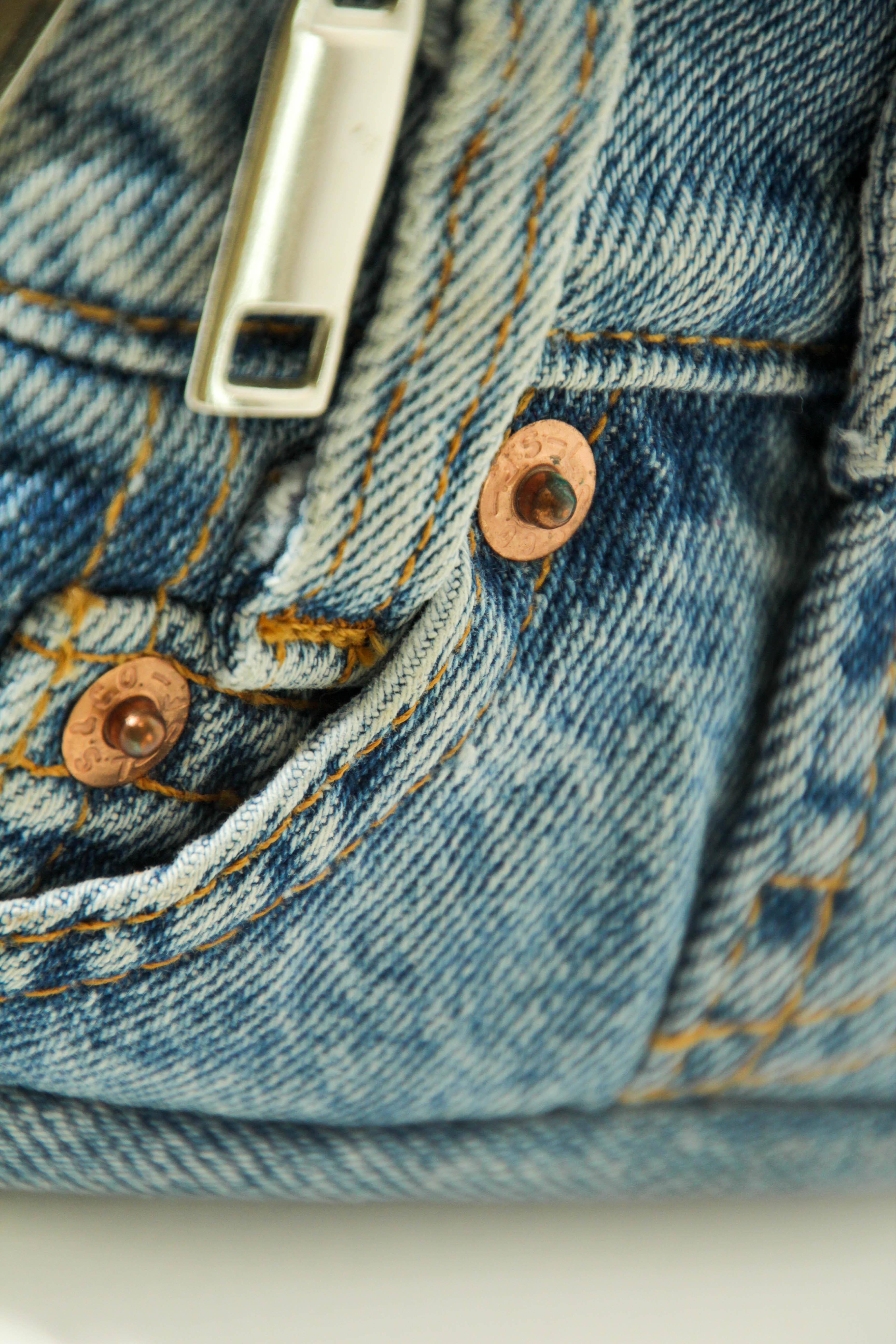 Levi's Levi Strauss Gürteltasche aus Denim mit Gürteltasche im Angebot 7