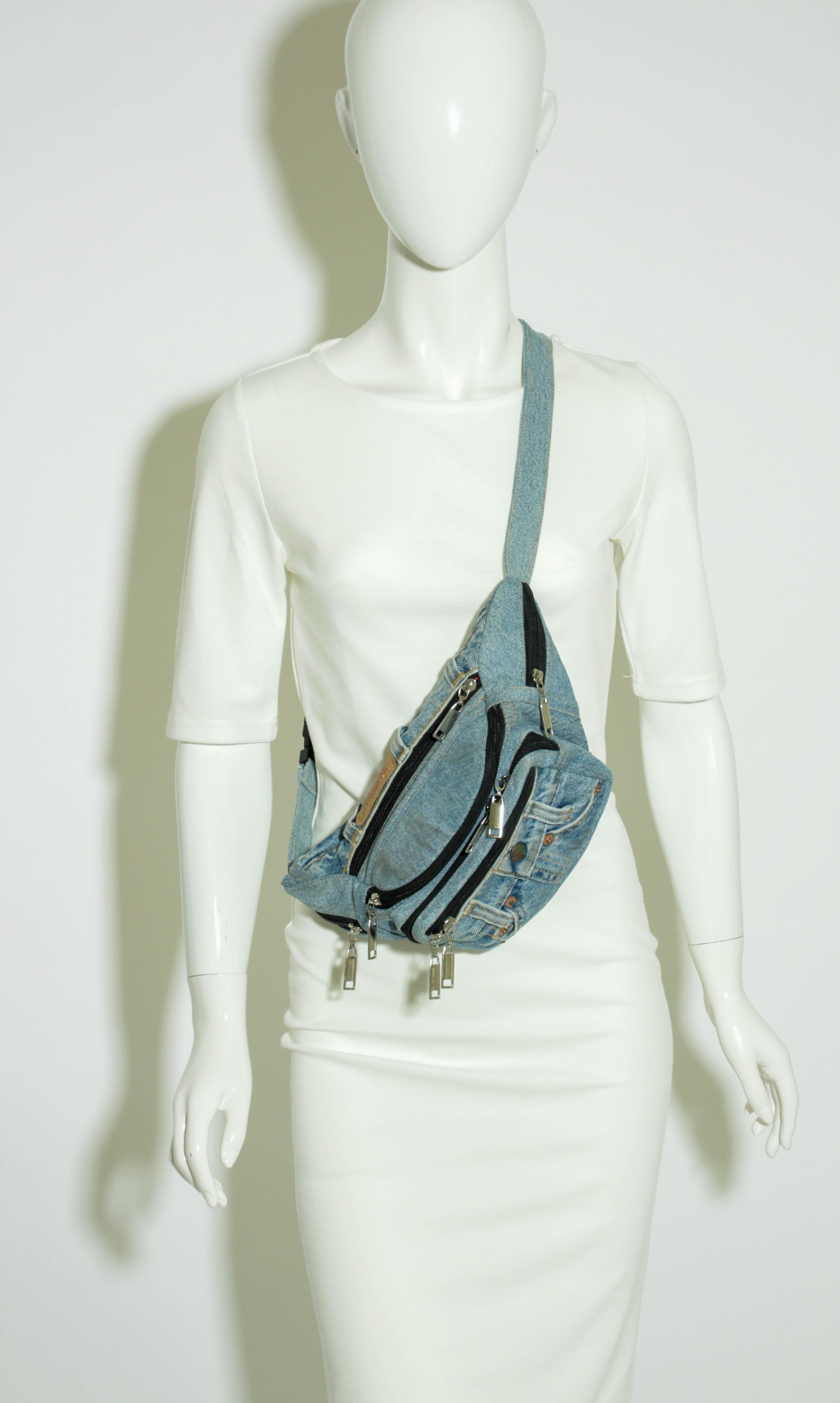 Levi's Levi Strauss Gürteltasche aus Denim mit Gürteltasche im Angebot 14