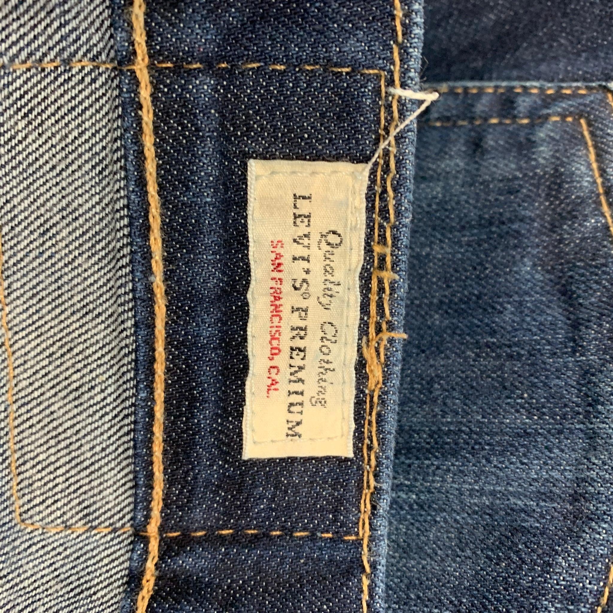 Men's LEVI'S Size 33 Blue Washed Cotton Slim Jeans For Sale