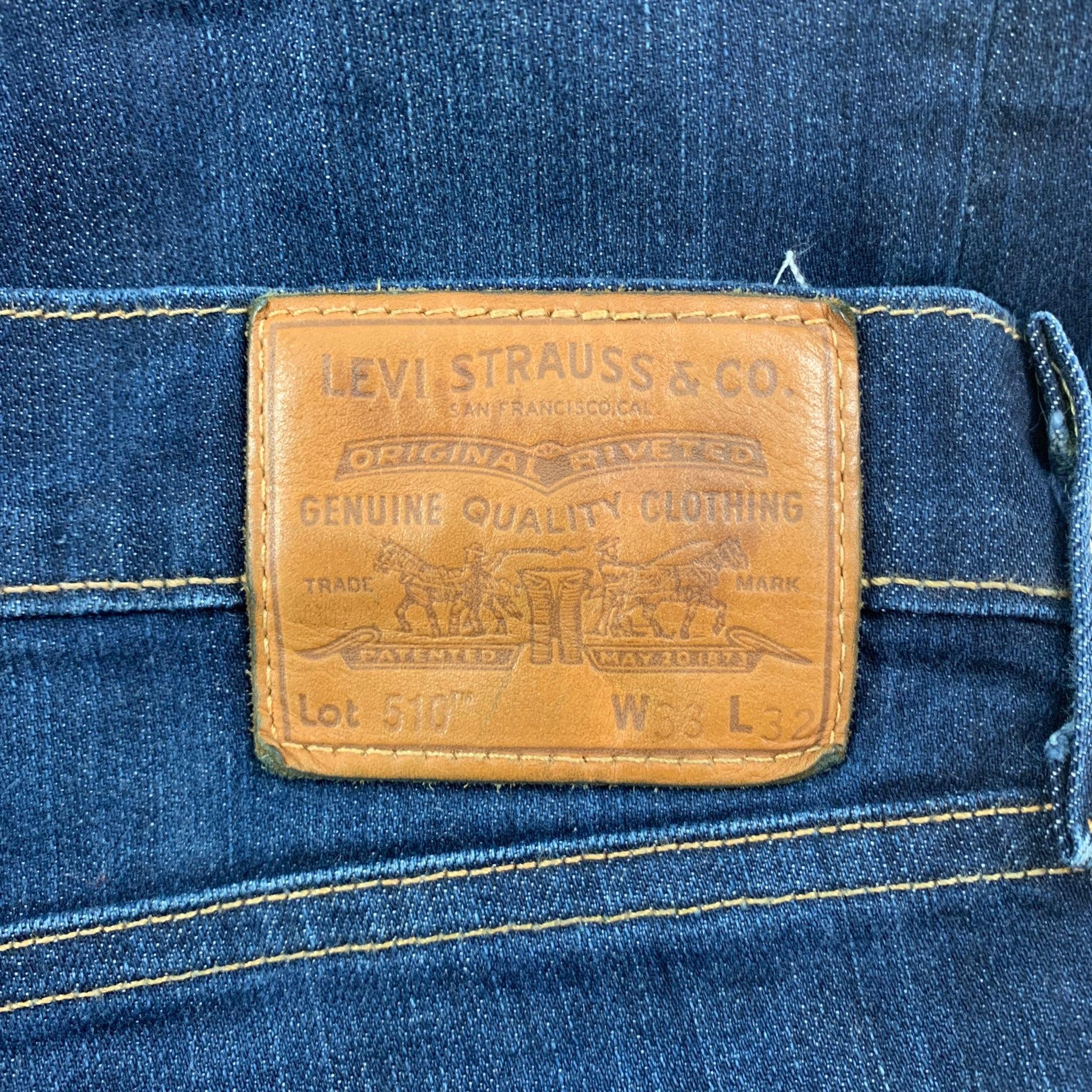 LEVI'S Size 33 Blue Washed Cotton Slim Jeans For Sale 1